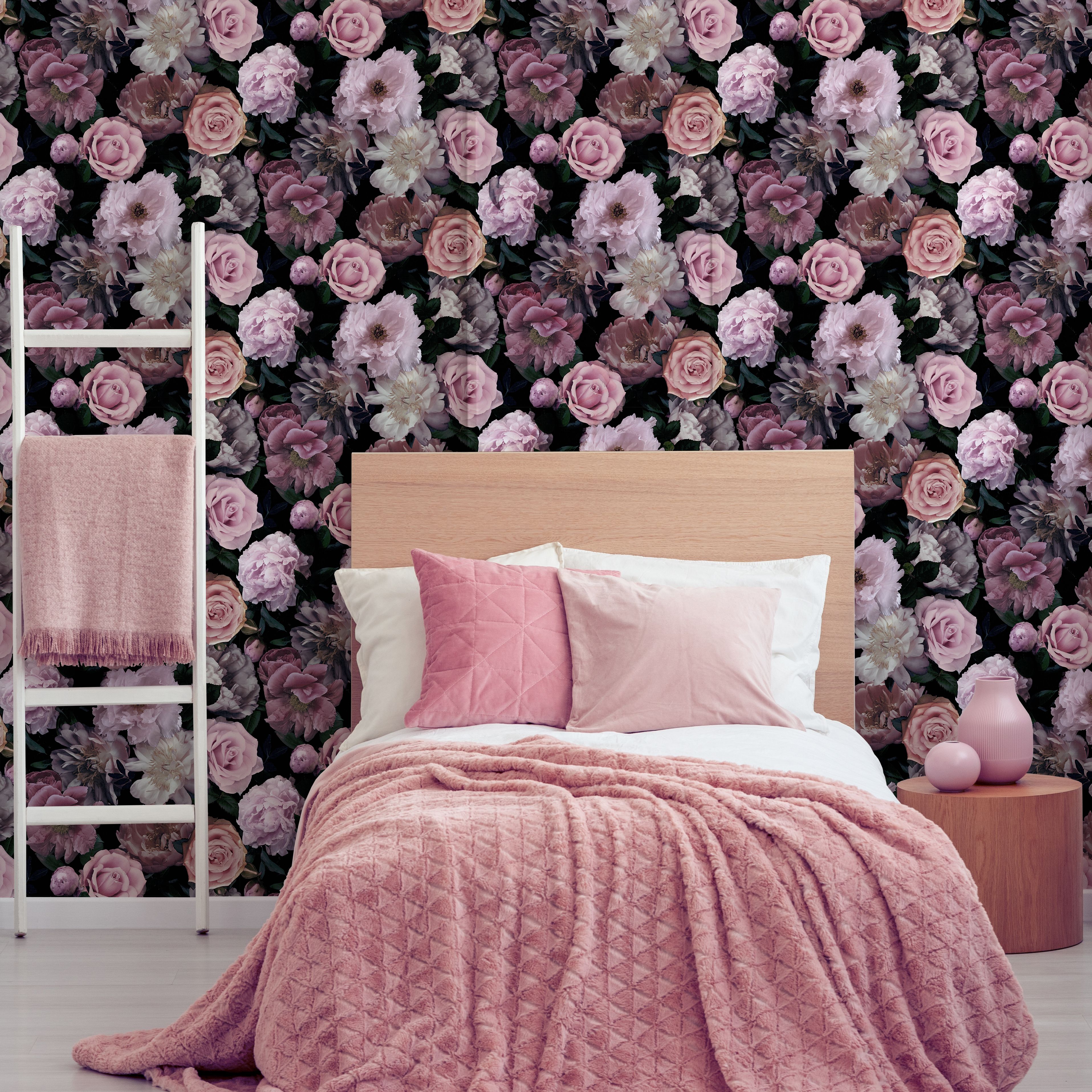 Fresco Pandora drama Black & pink Floral Smooth Wallpaper