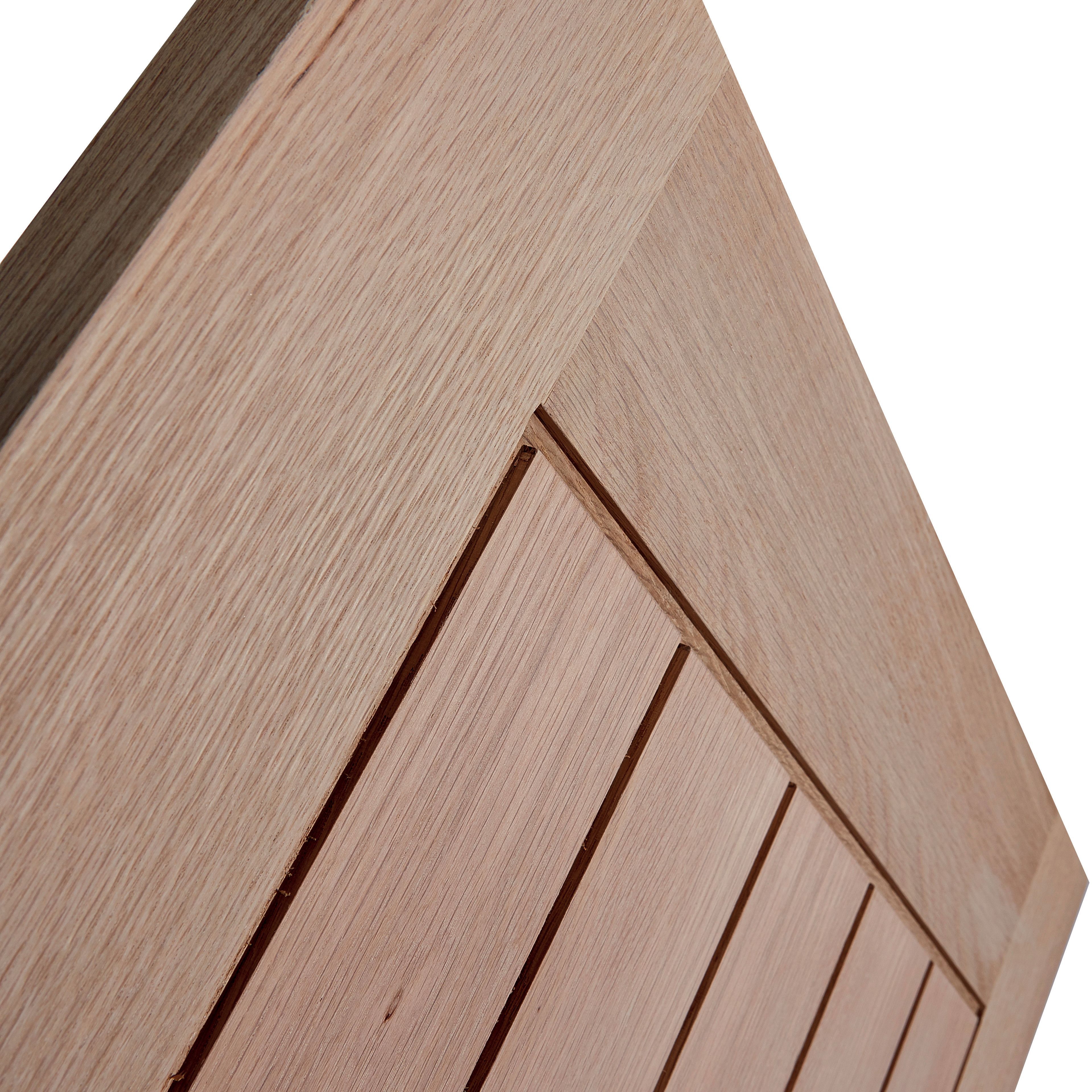 Fully finished Unglazed Cottage Oak veneer Internal Door, (H)1981mm (W)762mm (T)35mm