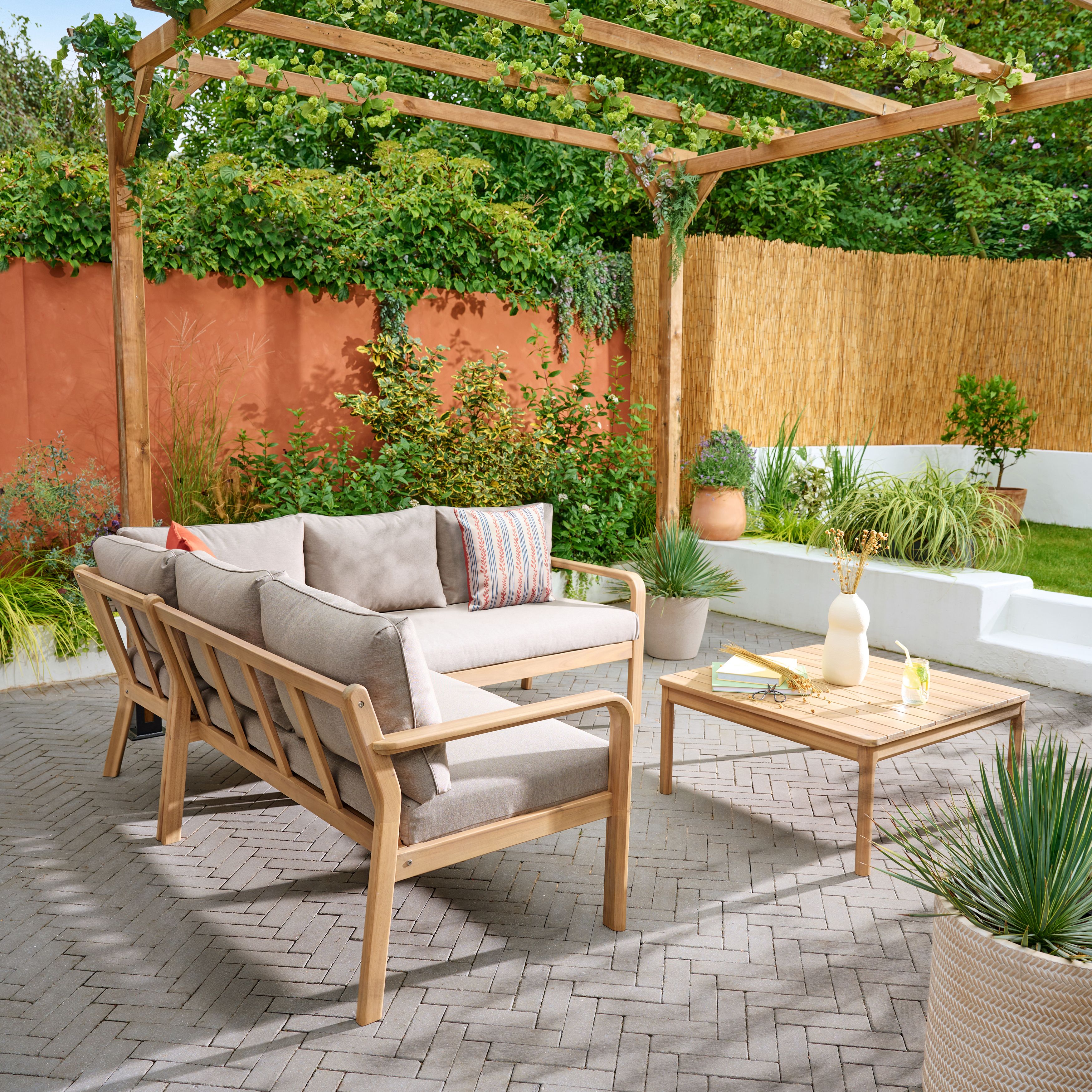 furn. Ditsy Orange Leaf Outdoor Cushion, (L)43cm x (W)43cm