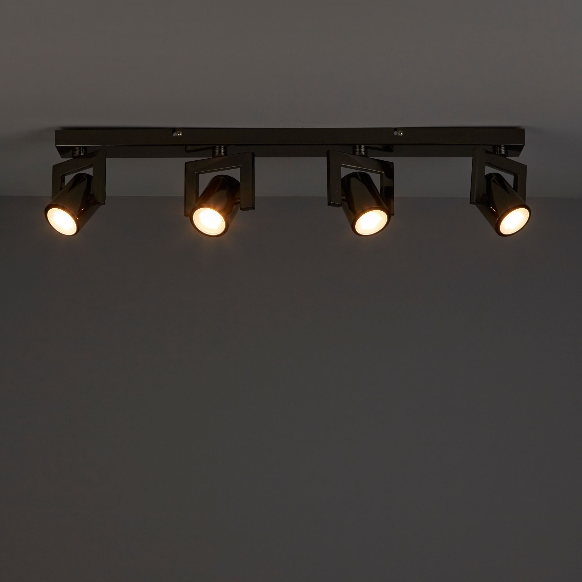 B&q track deals lighting