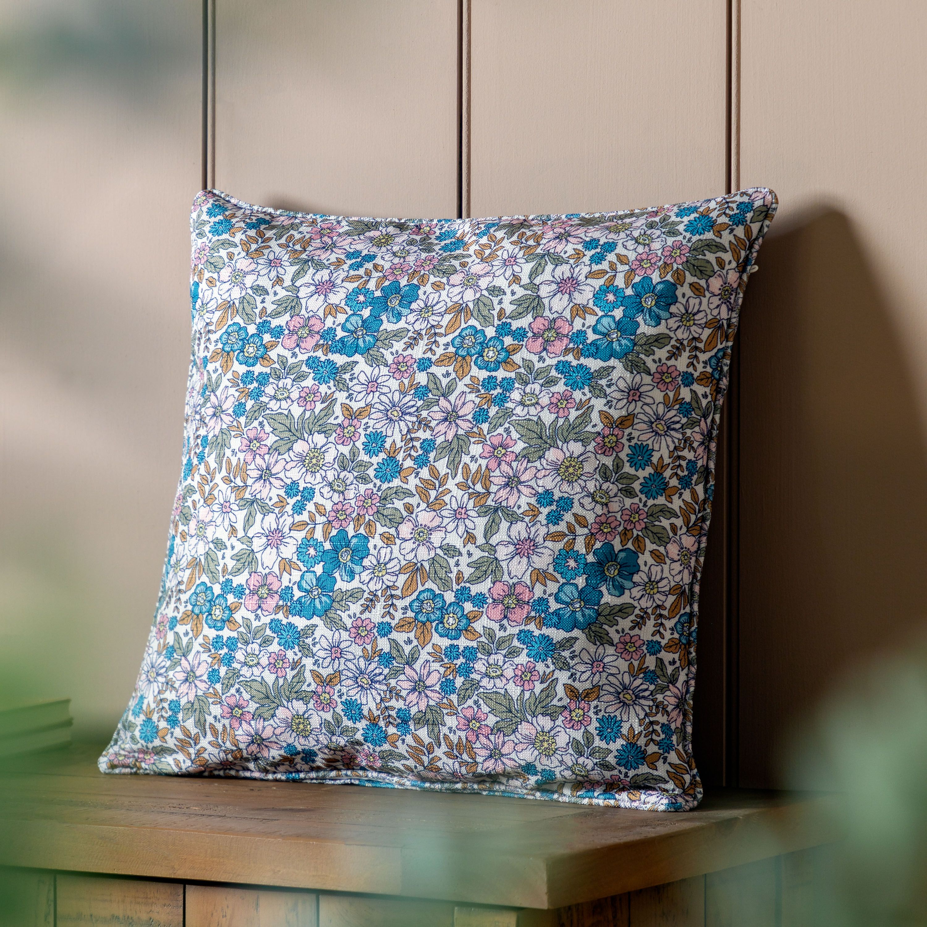 Gallery™ Multicoloured Ditsy Floral Indoor Cushion (L)45cm x (W)45cm