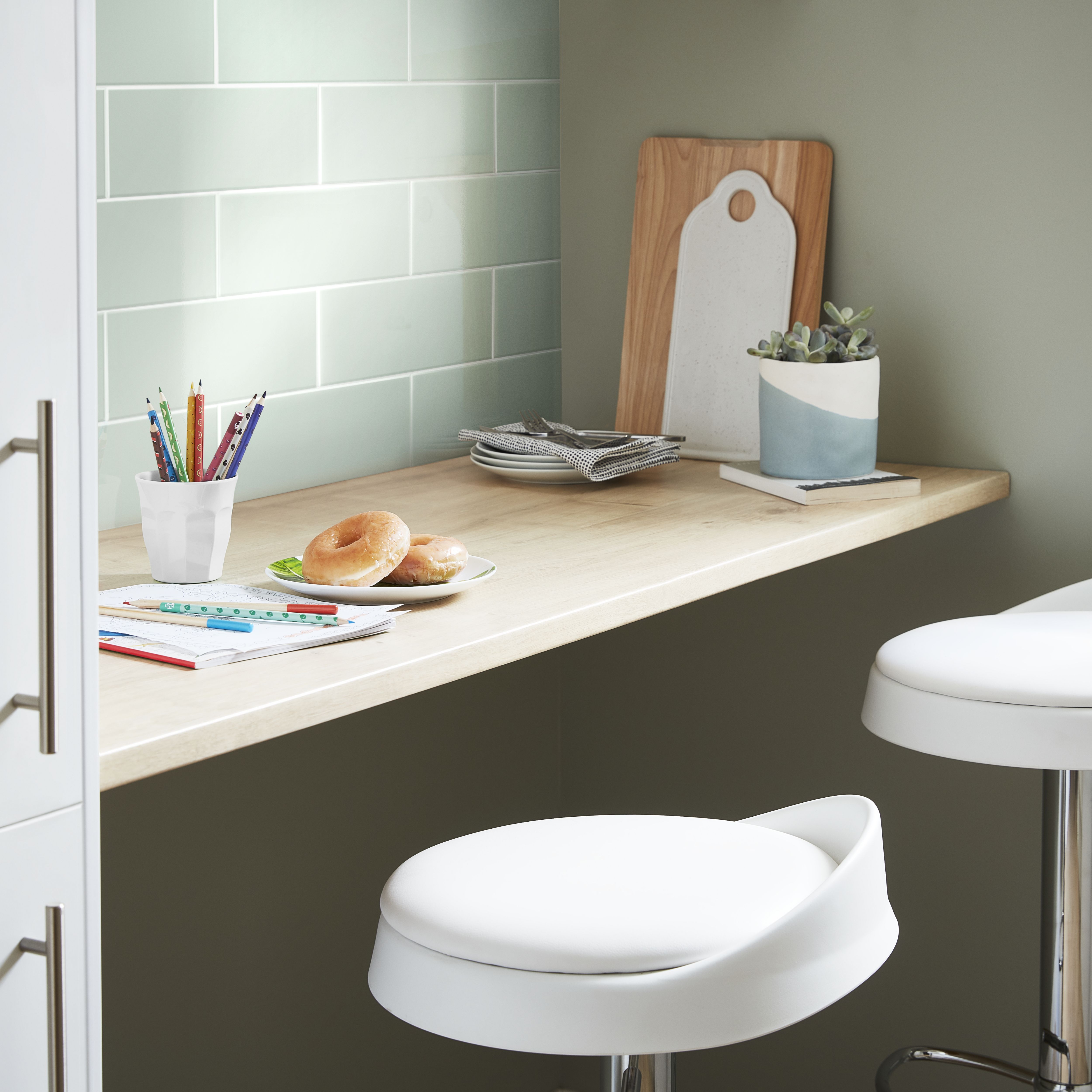 Glina Green Gloss Ceramic Wall Tile, Pack of 34, (L)297mm (W)97mm