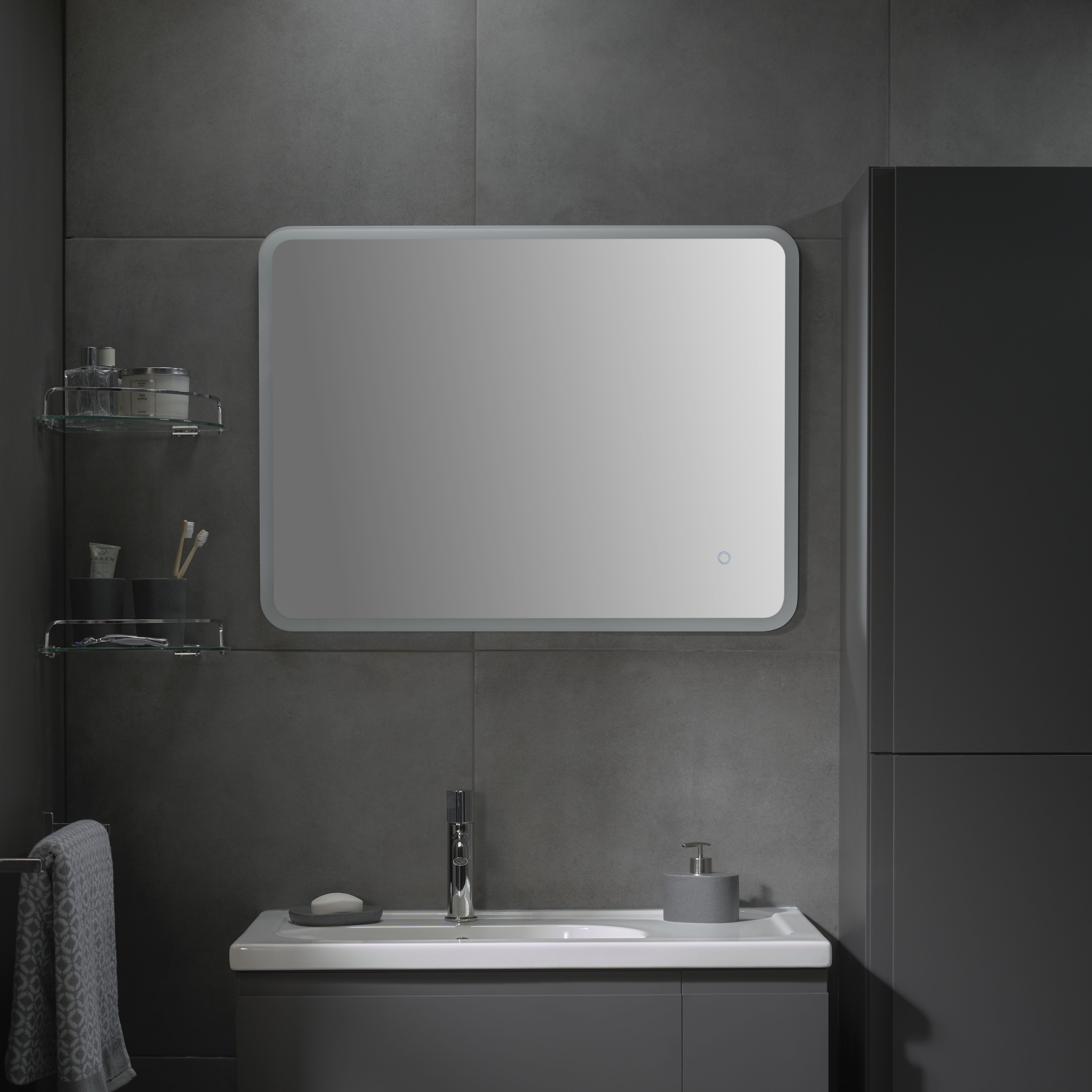 GoodHome Alessano Polished Silver effect Wall-mounted Bathroom Corner shelf (D)25.5cm (H)4.8cm (L)25.5cm