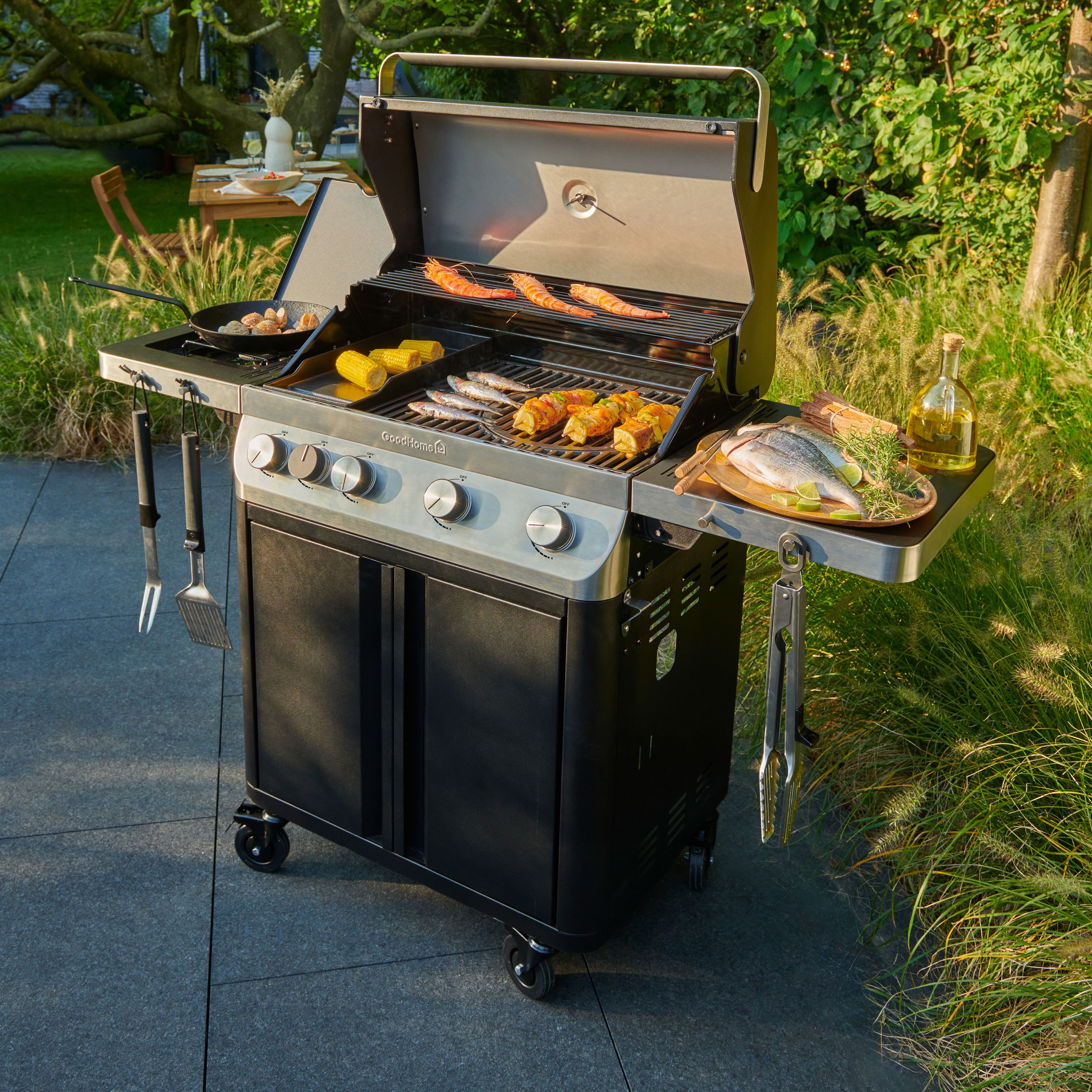 GoodHome Attaia Black 4 burner Gas BBQ