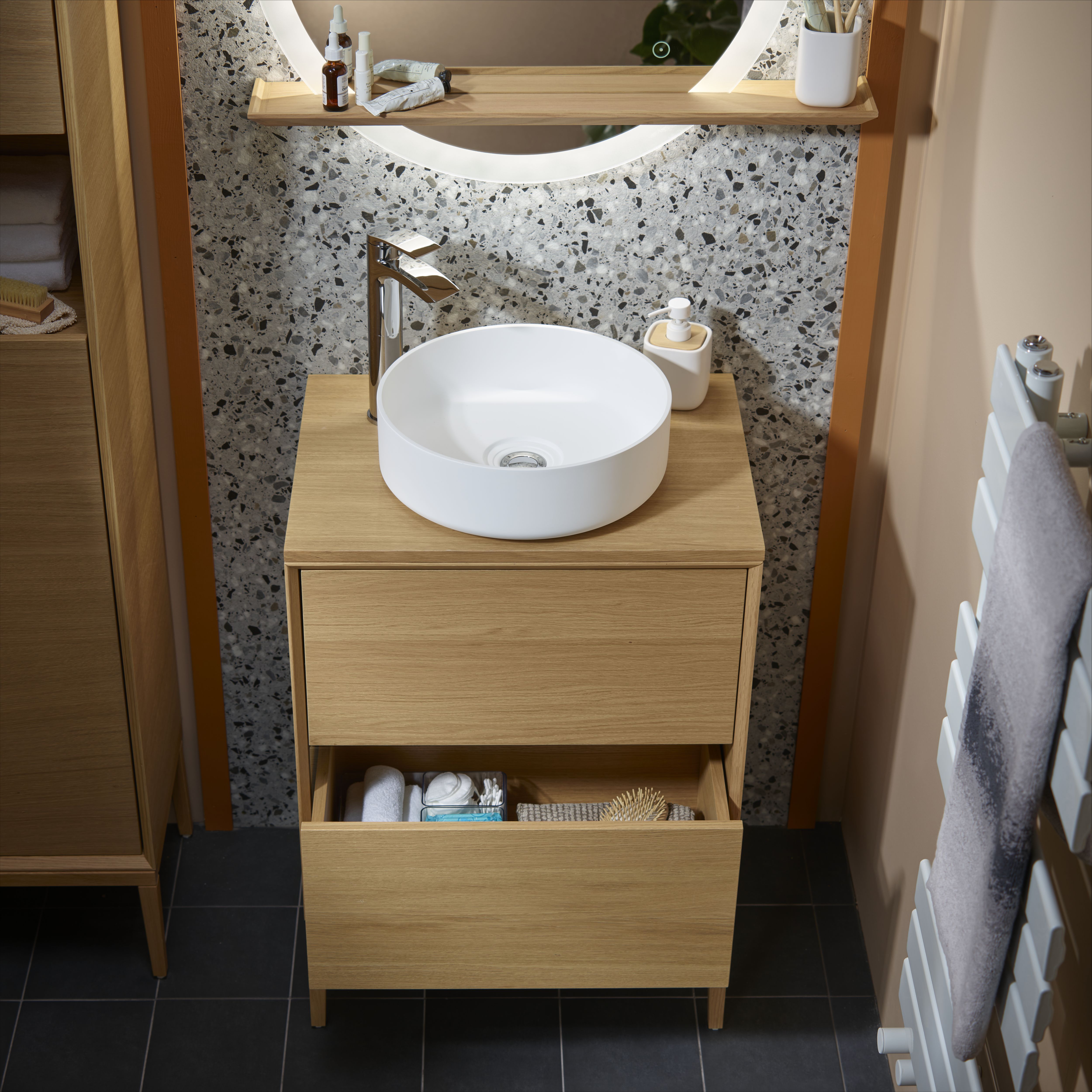 GoodHome Avela Matt Oak Vanity unit feet (H)210mm (W)600mm