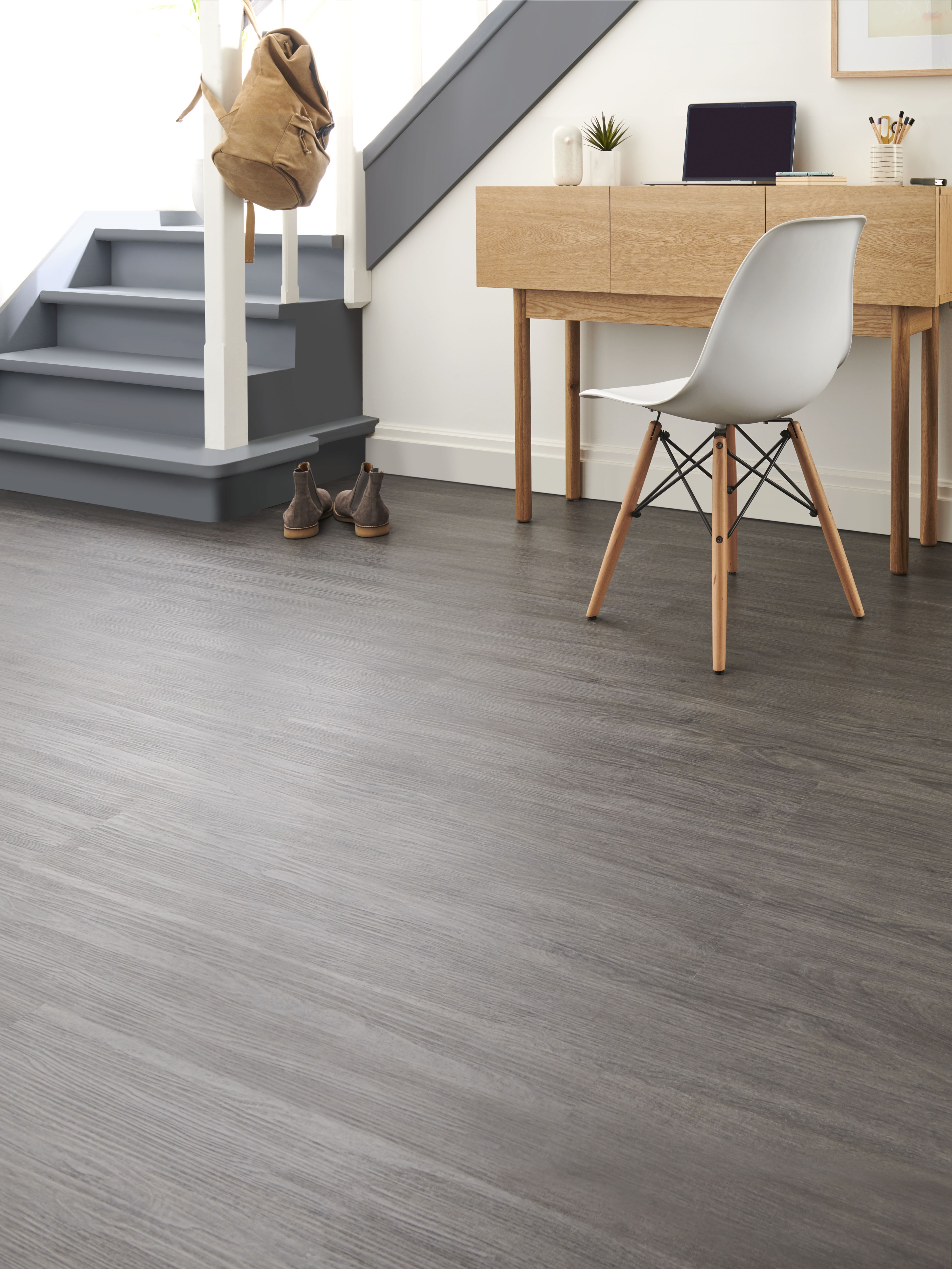 GoodHome Baila Dark grey Wood effect Click flooring Pack of 12