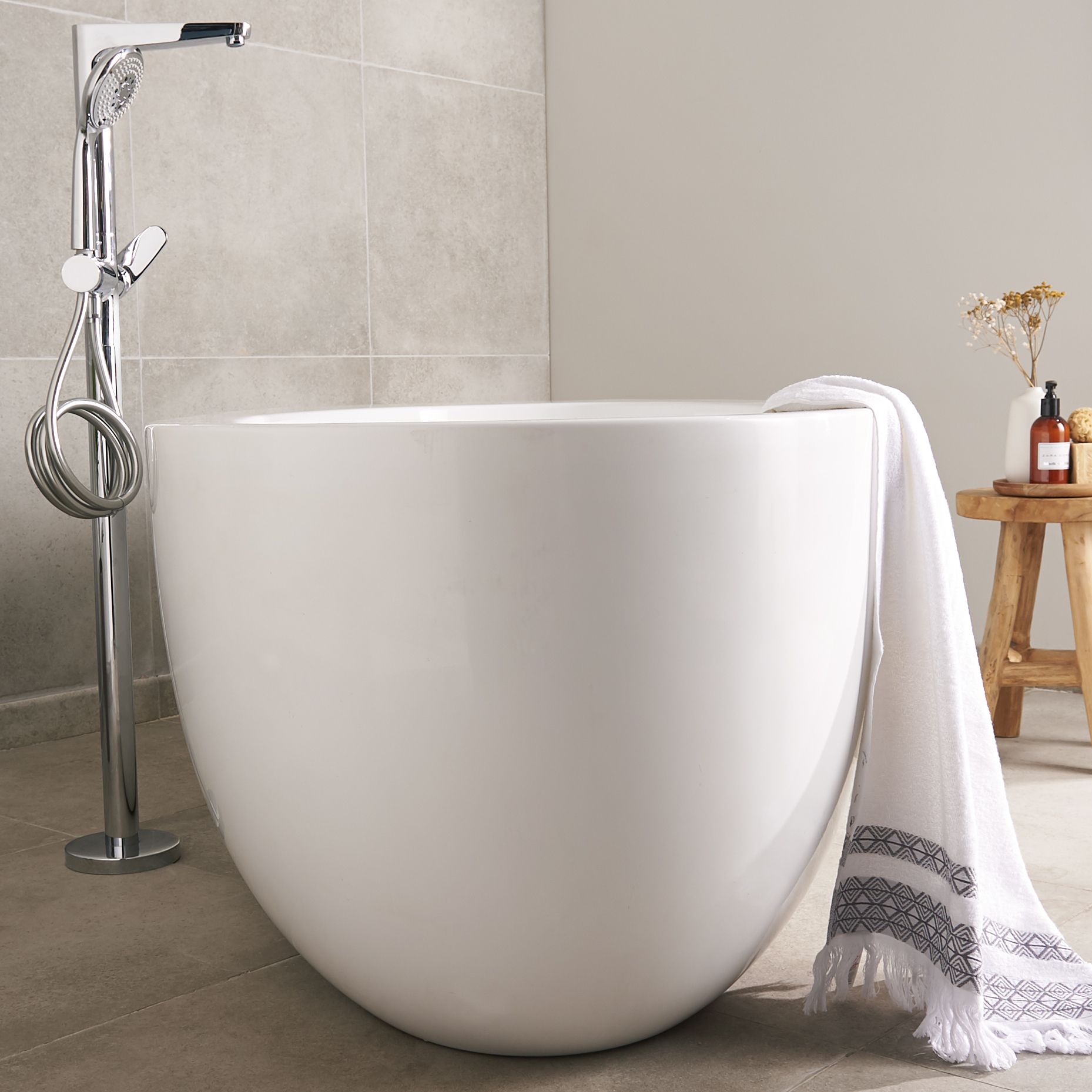 GoodHome Cavally Silver Chrome effect Ceramic disk Floor-mounted Mixer tap with shower kit