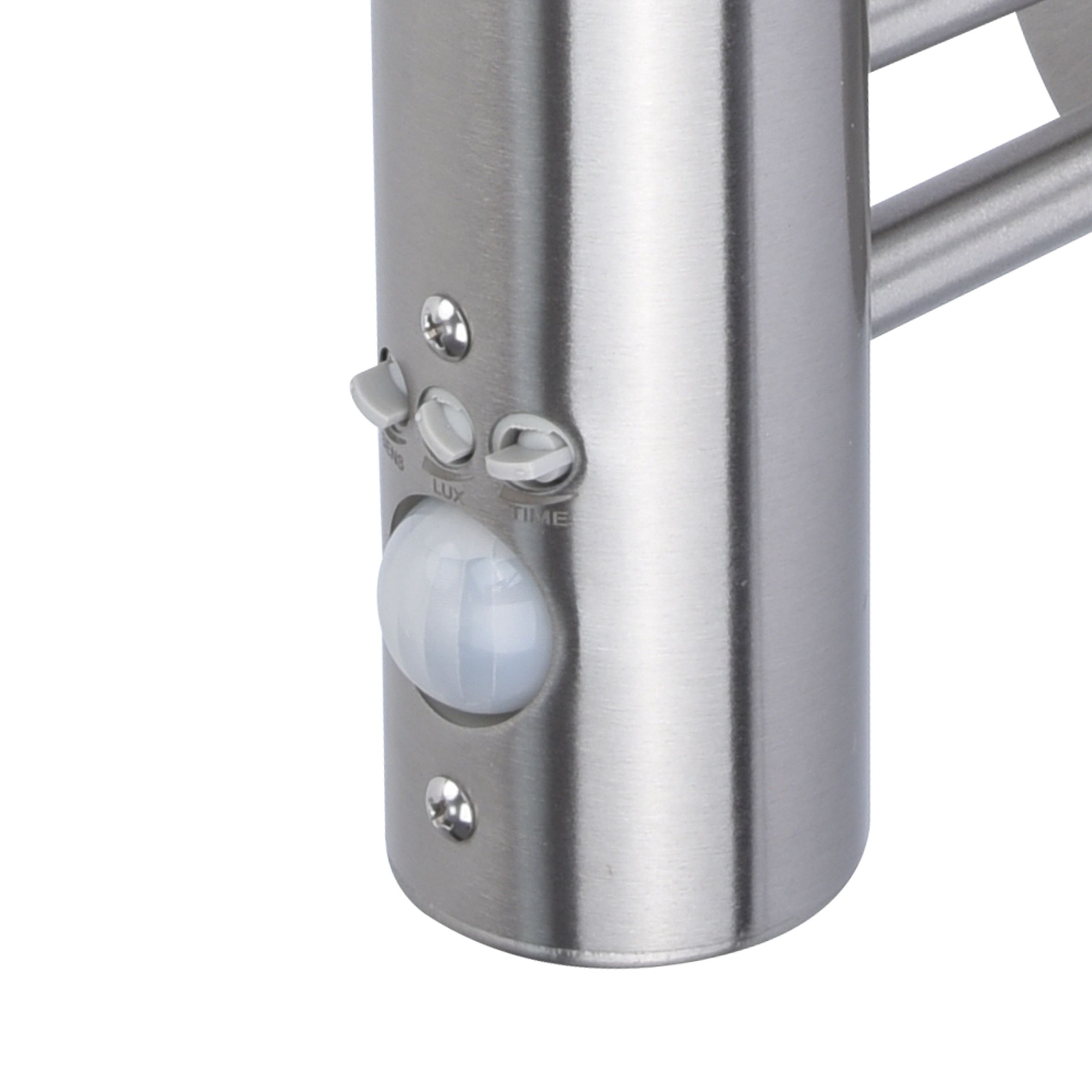 GoodHome Chignik Fixed Stainless steel PIR Motion sensor Outdoor Wall light 60W
