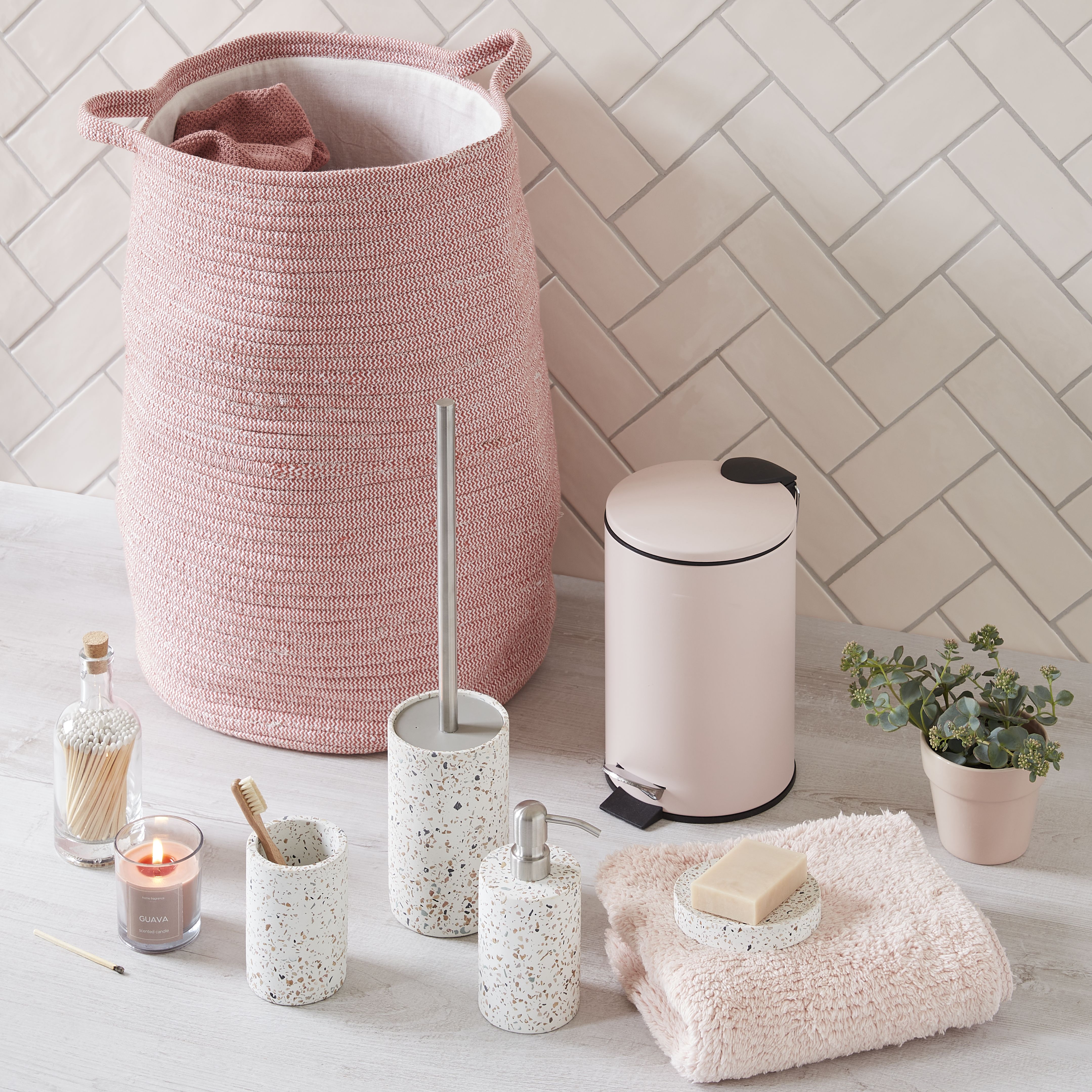 GoodHome Elland Matt Beige Terrazzo effect Concrete & polyresin Soap dish