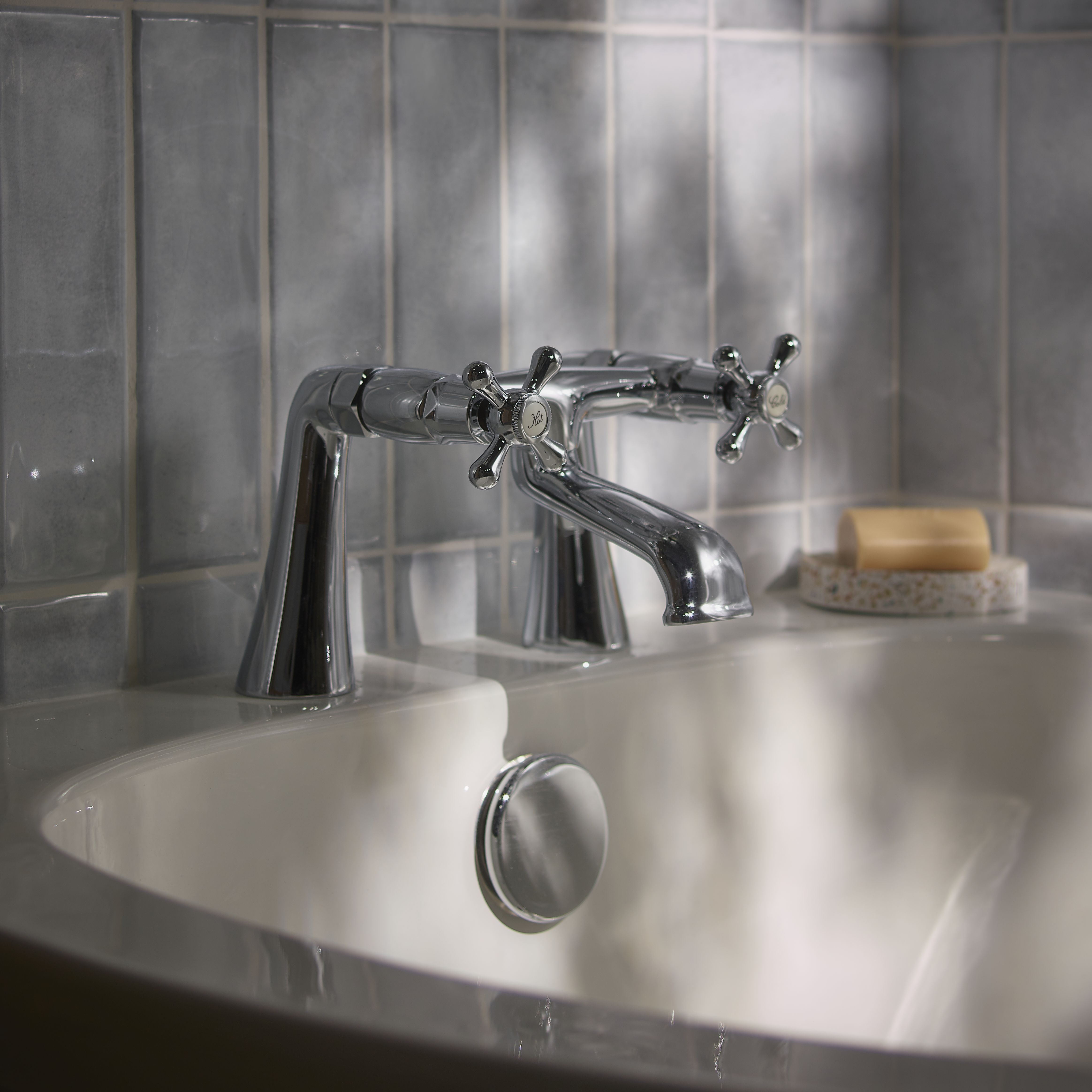 GoodHome Etel Manual Bath Filler Tap