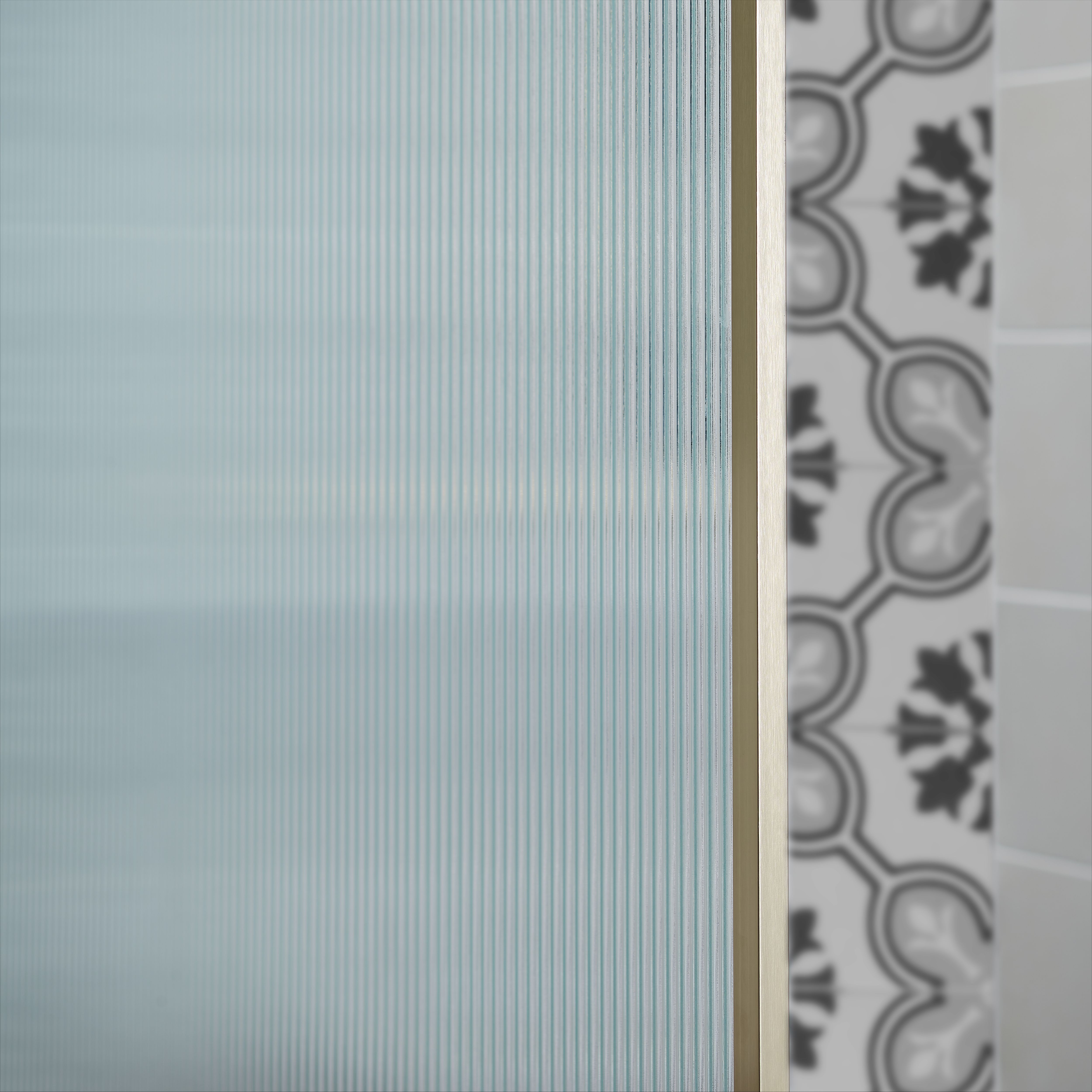 GoodHome Ezili Brass effect Textured glass Fixed Walk-in Front Shower panel (H)195cm (W)119cm