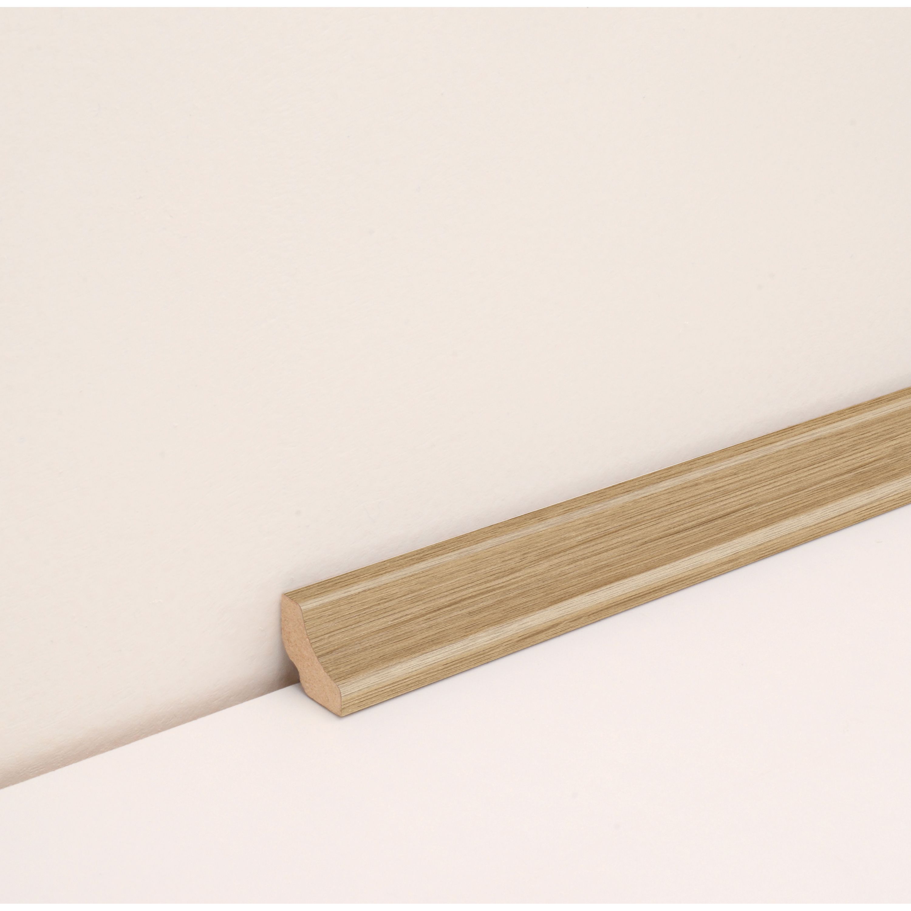 GoodHome FU026 Natural Wood effect Scotia trim, 220cm