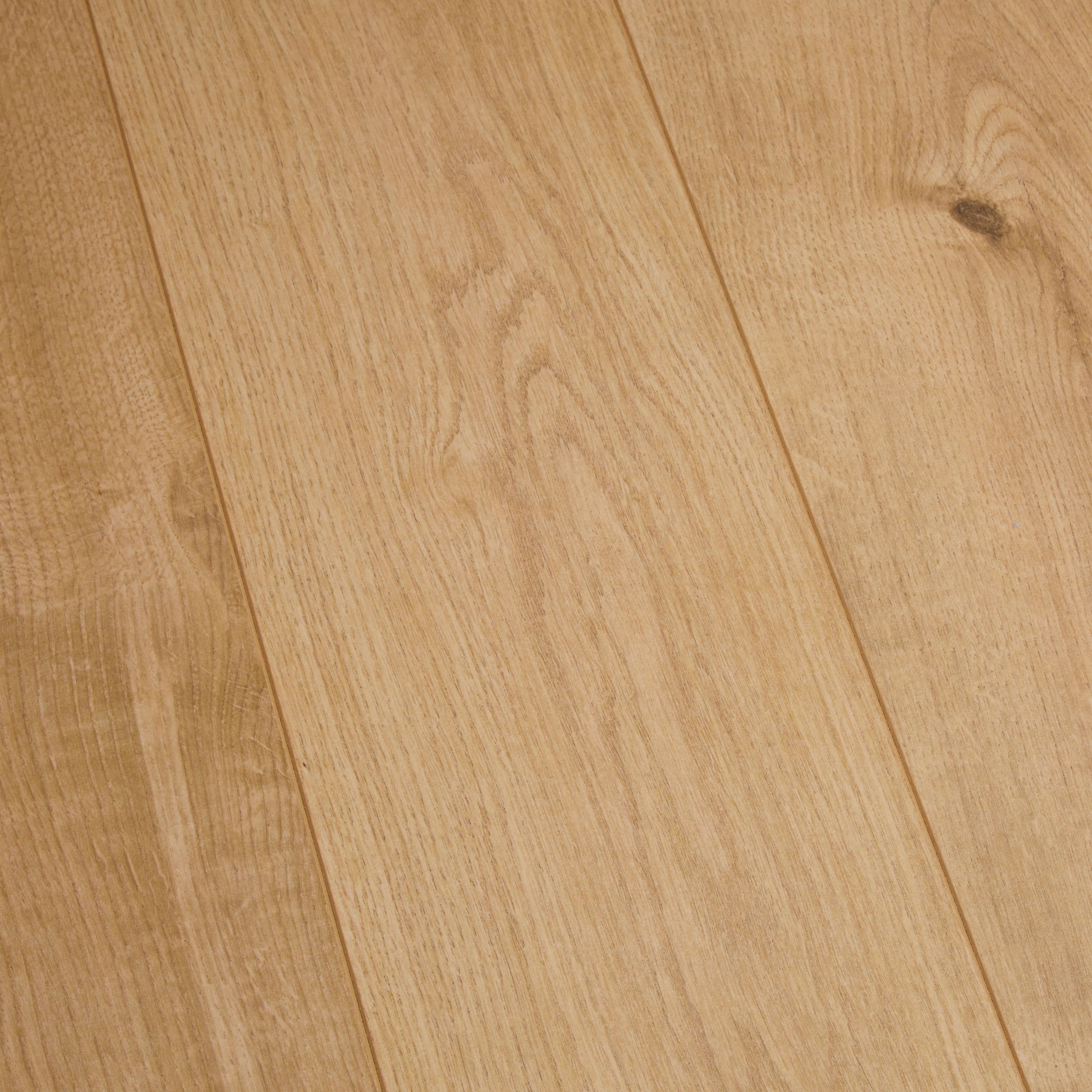 GoodHome Gladstone Oak effect Laminate Flooring, 1.996m²