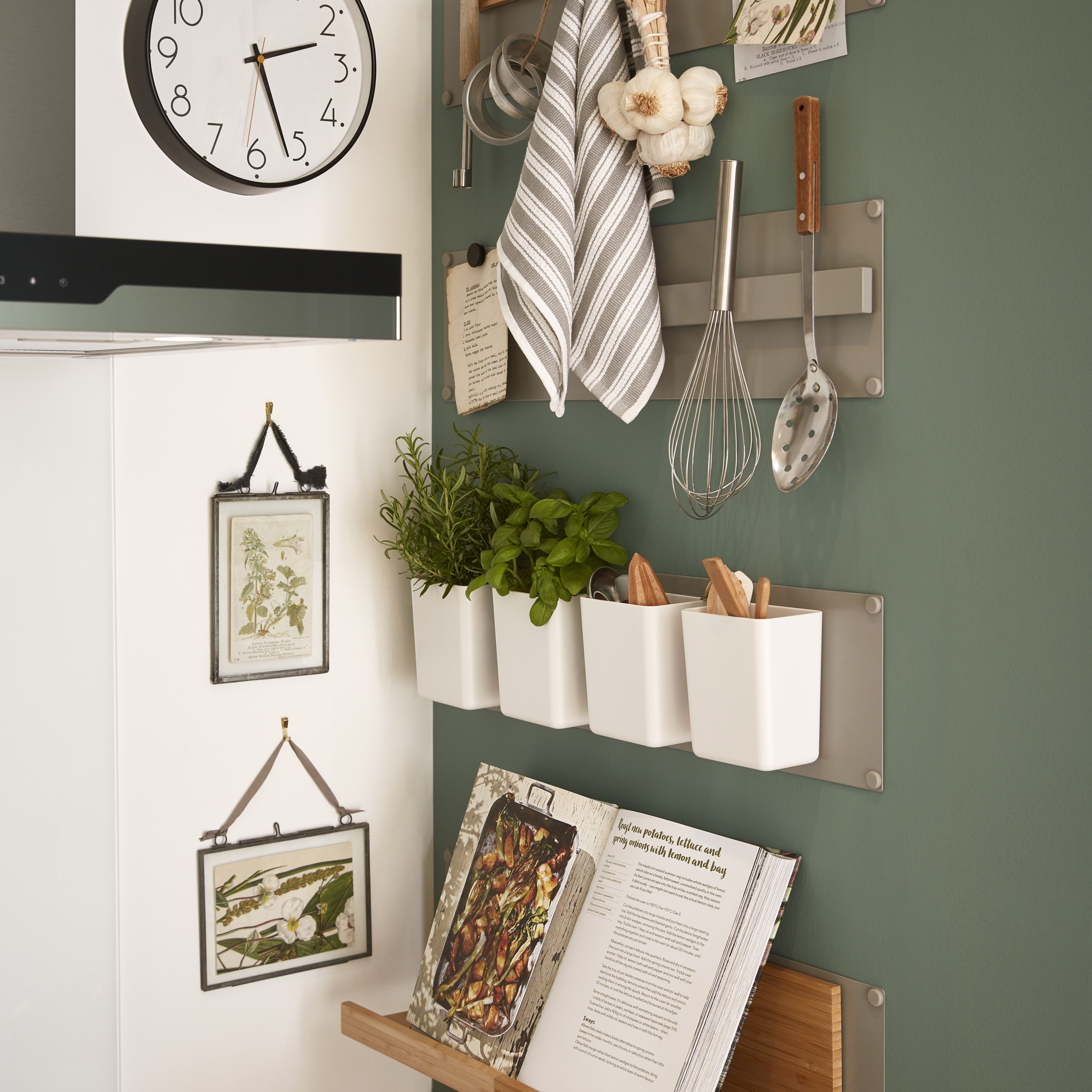 GoodHome Grey Magnetic Bamboo & magnetic rubber Shelving (L)255mm