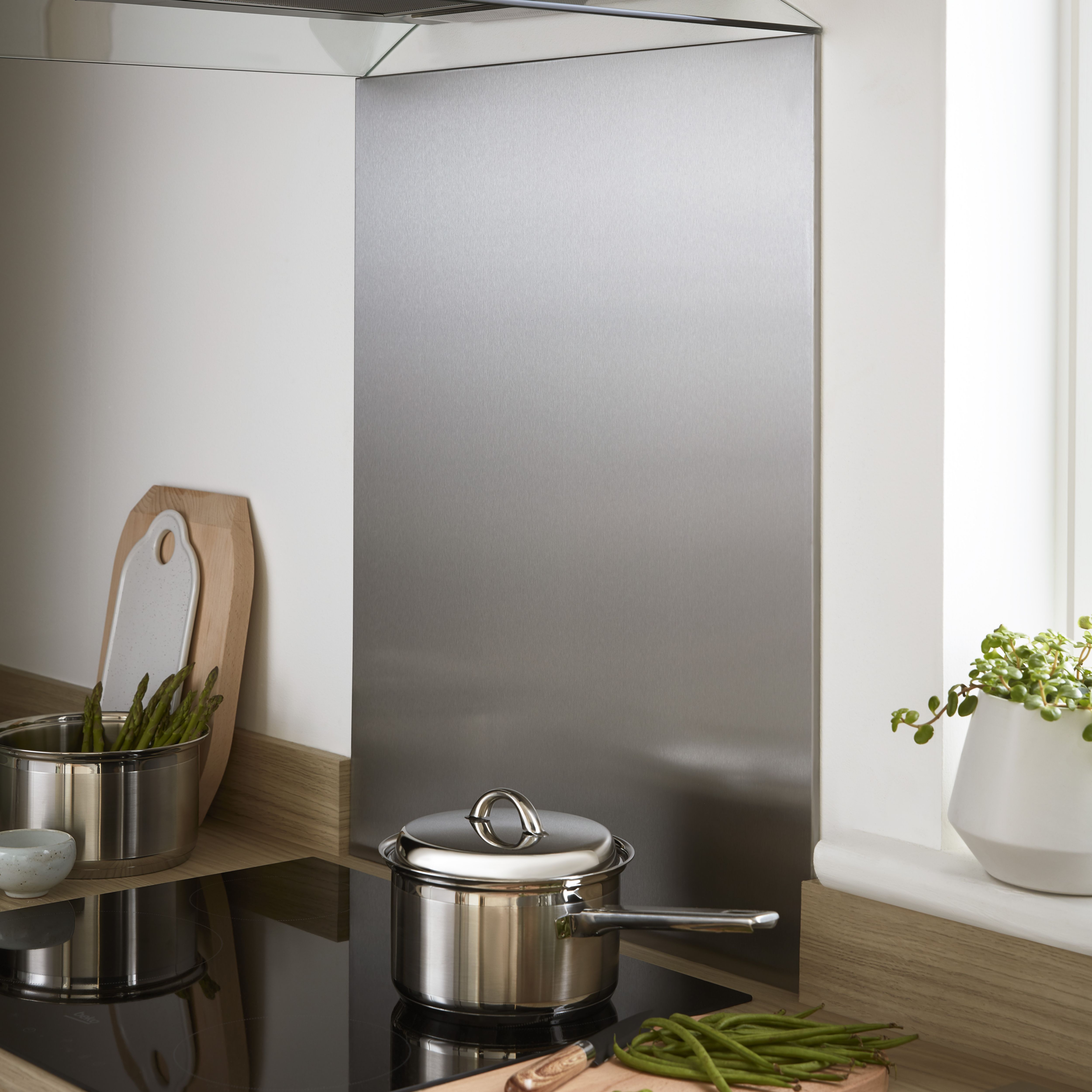 GoodHome Kasei Polished Brushed effect Stainless steel Splashback, (H)800mm (W)600mm (T)10mm