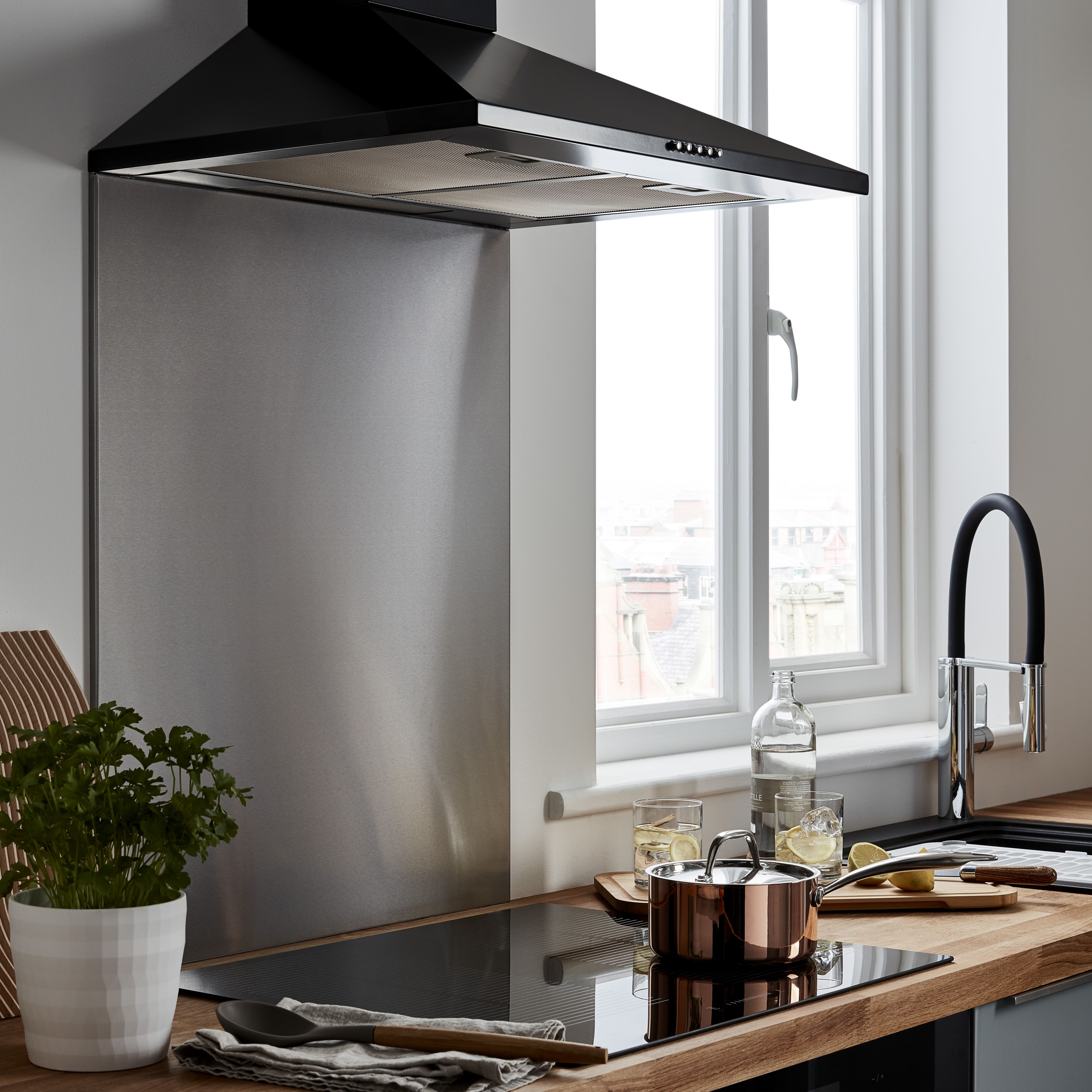 GoodHome Kasei Polished Brushed effect Stainless steel Splashback, (H)800mm (W)600mm (T)10mm