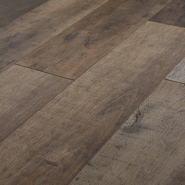 Goodhome Kirton Natural Oak Effect, Laminate Flooring Accessories B Q
