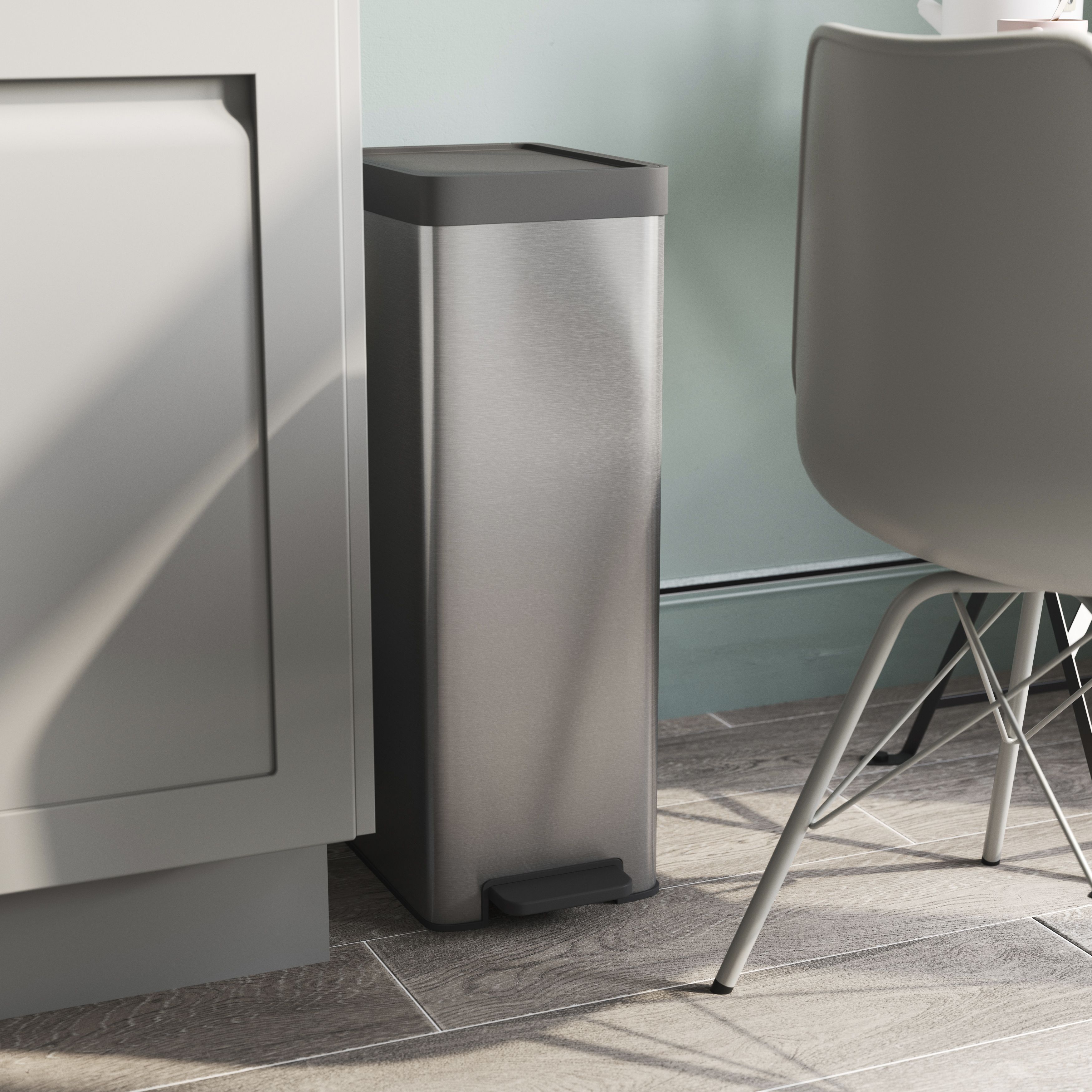 GoodHome Kora Anthracite Metal Pedal Bin - 30L