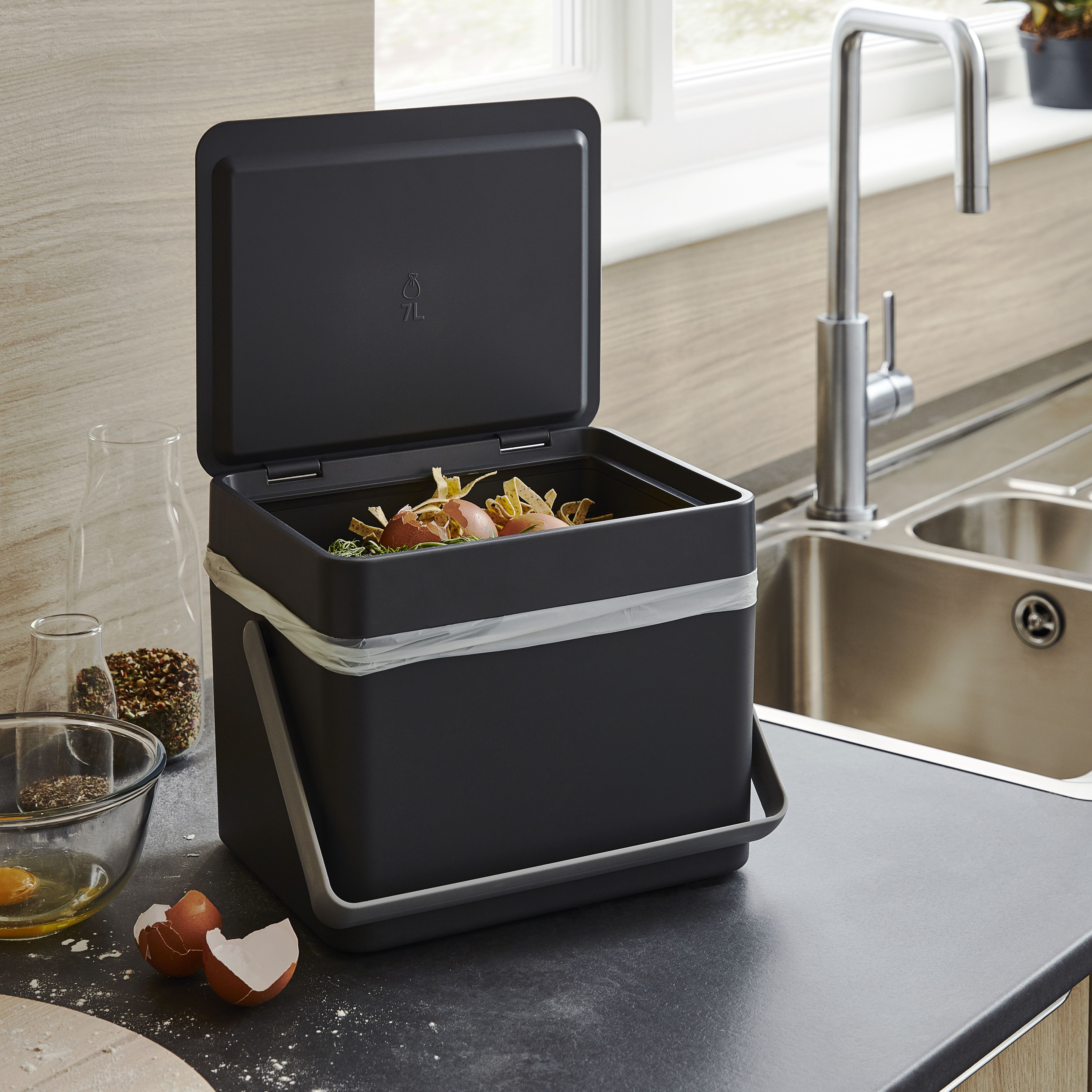 GoodHome Kora Anthracite Metal Worktop Bin - 7L