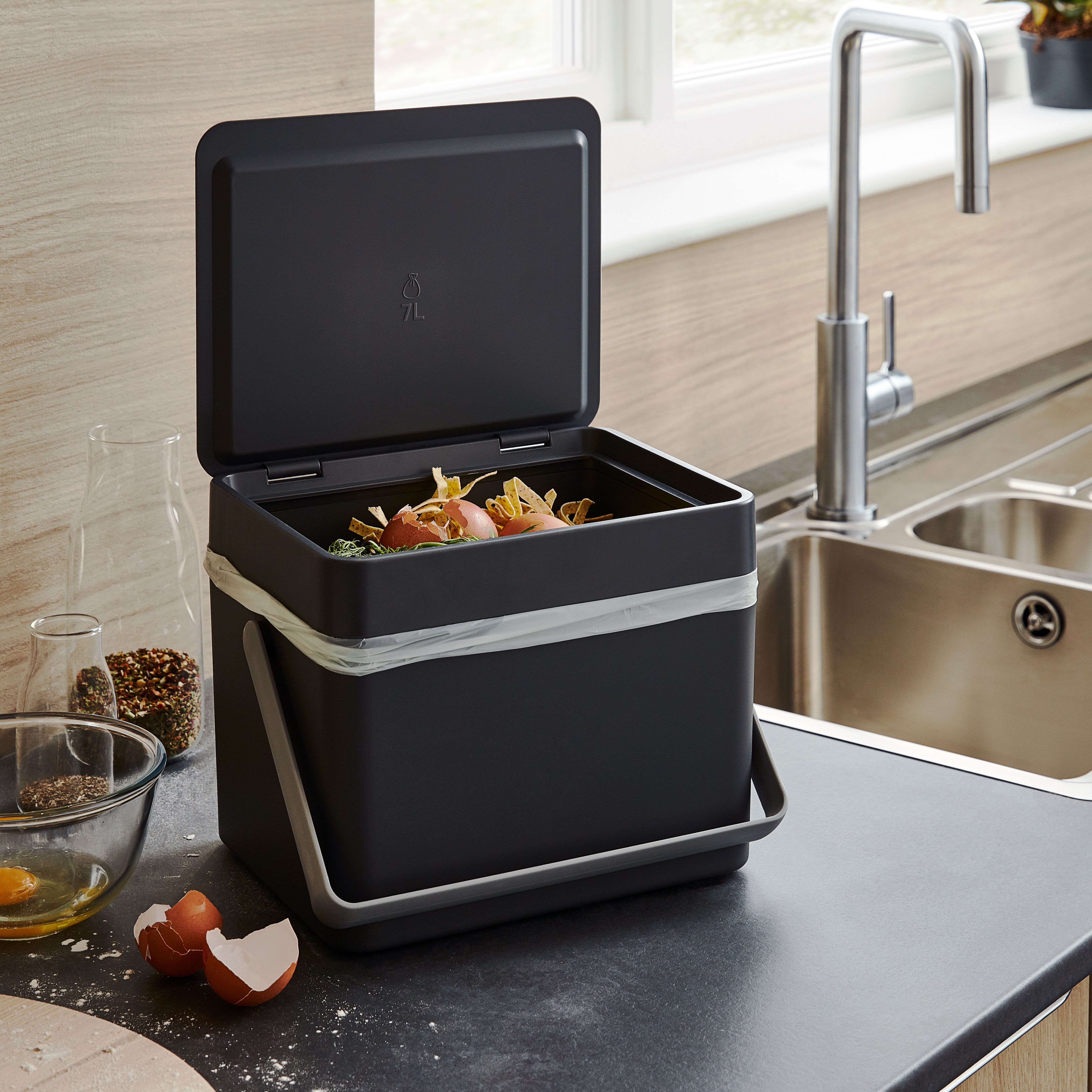 GoodHome Kora Anthracite Metal Worktop Bin - 7L