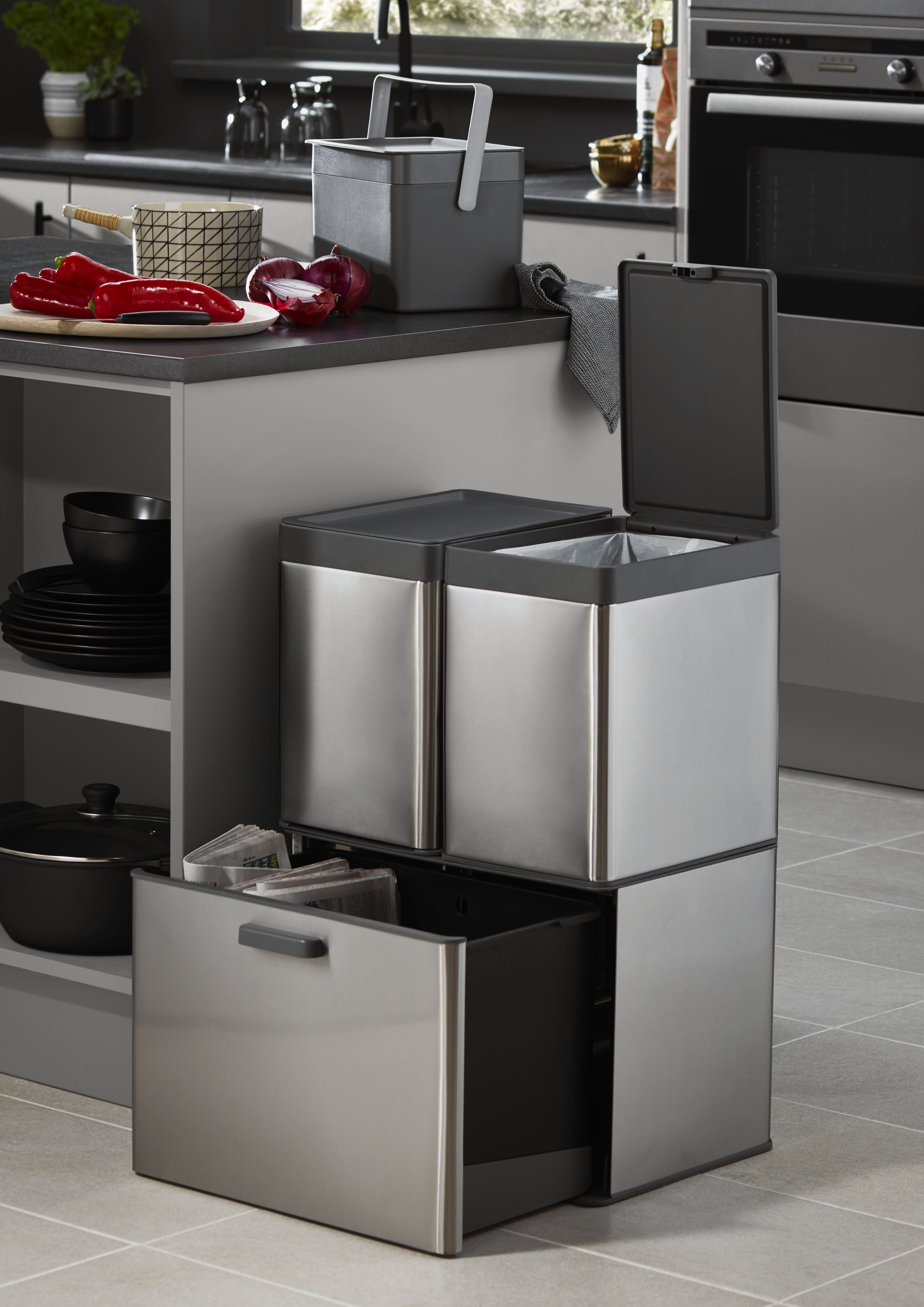 Goodhome Kora Brushed Anthracite Metal Plastic Freestanding Kitchen Bin 15l Tradepoint