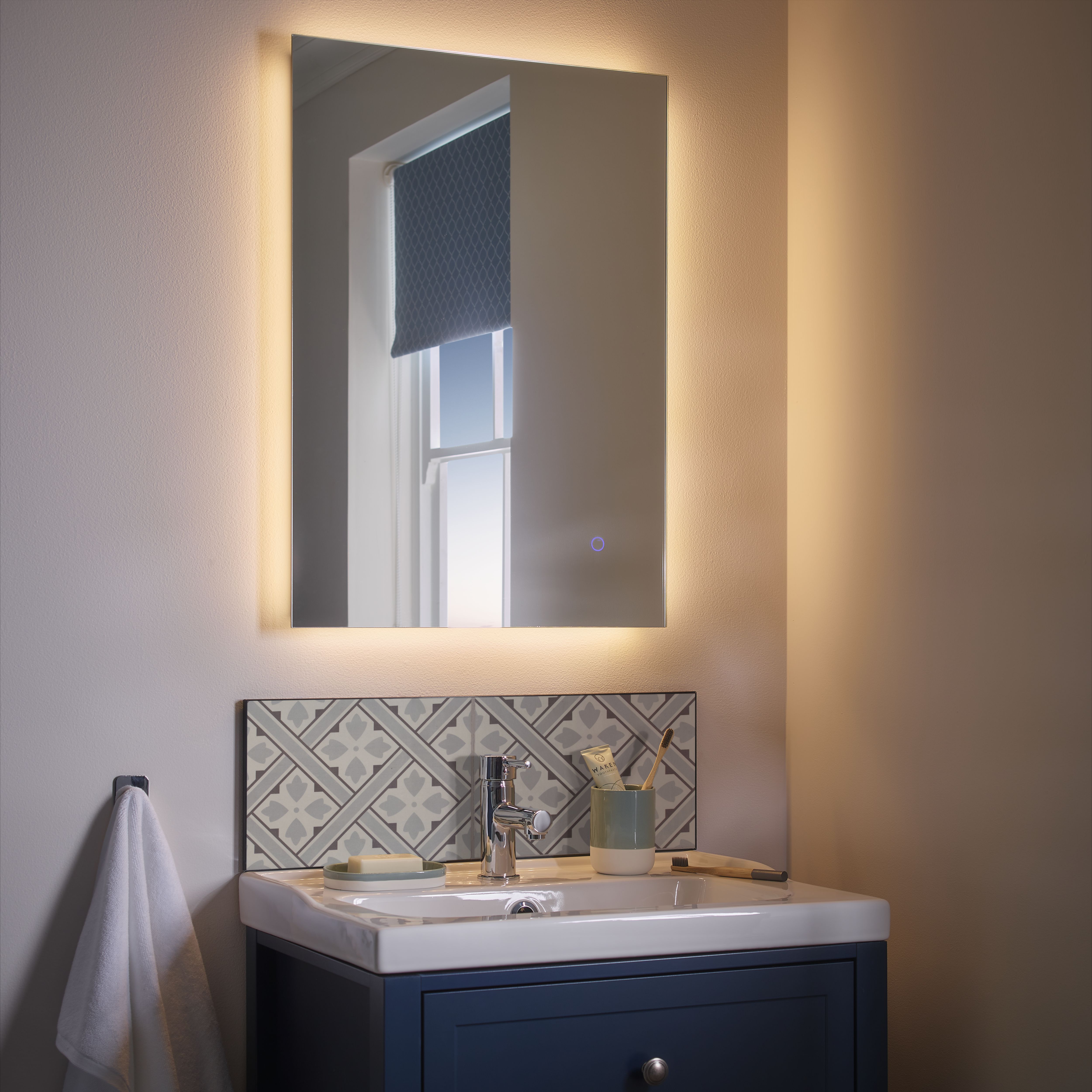 GoodHome Koros Gloss & matt White & sage grey Ceramic Soap dish