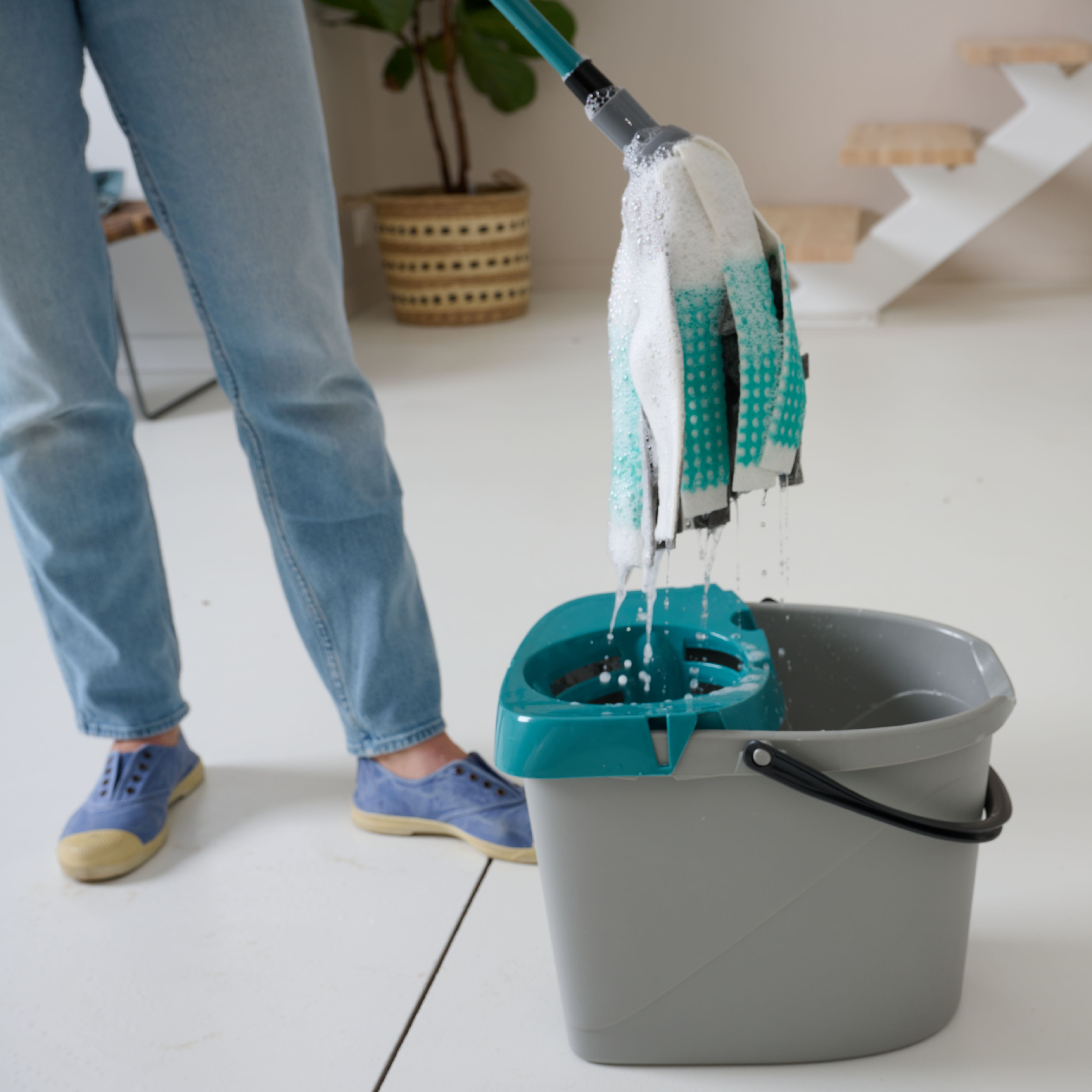 GoodHome Light grey 14L Bucket & wringer