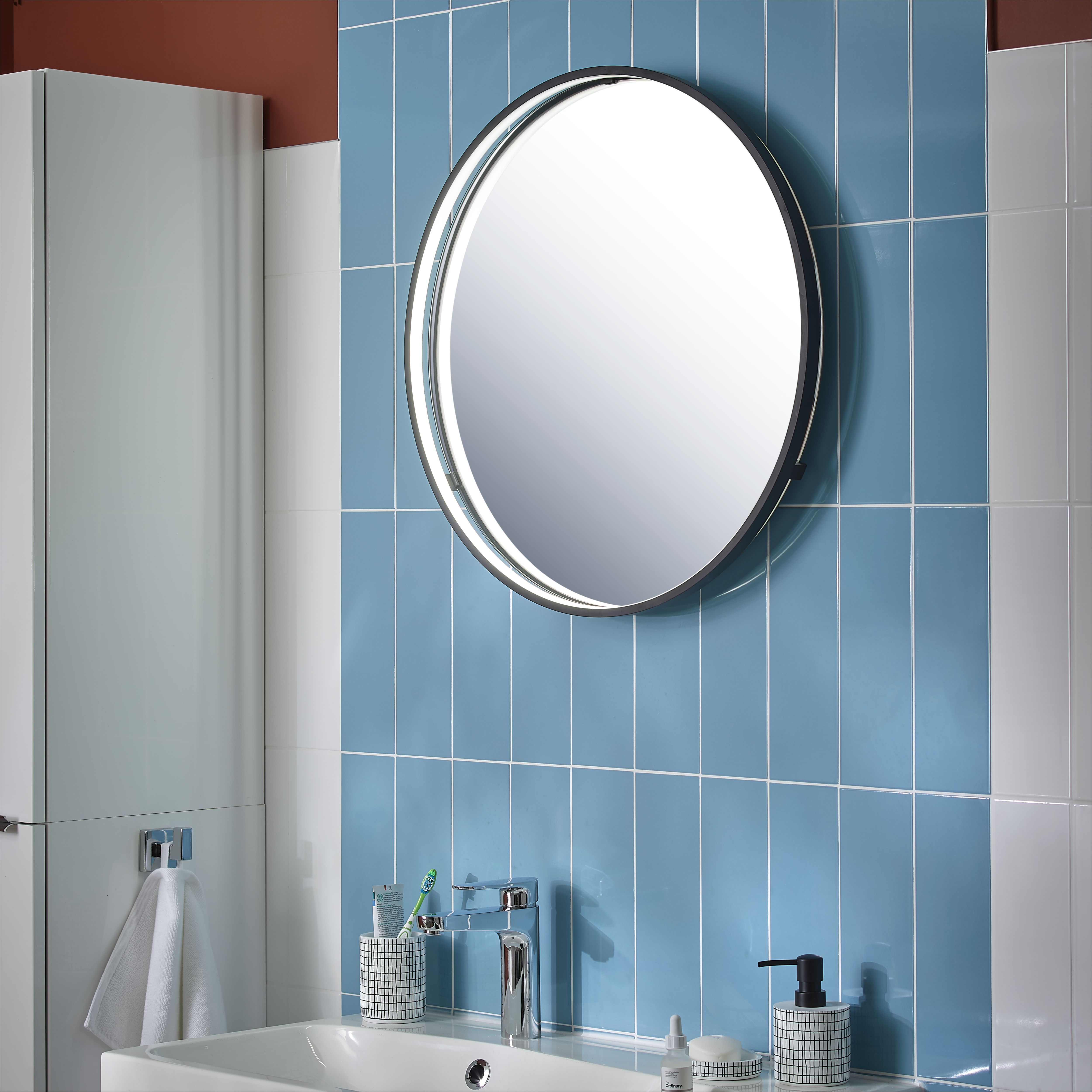 GoodHome Limski White Quadrant Shower tray (L)90cm (W)90cm (H)2.8cm