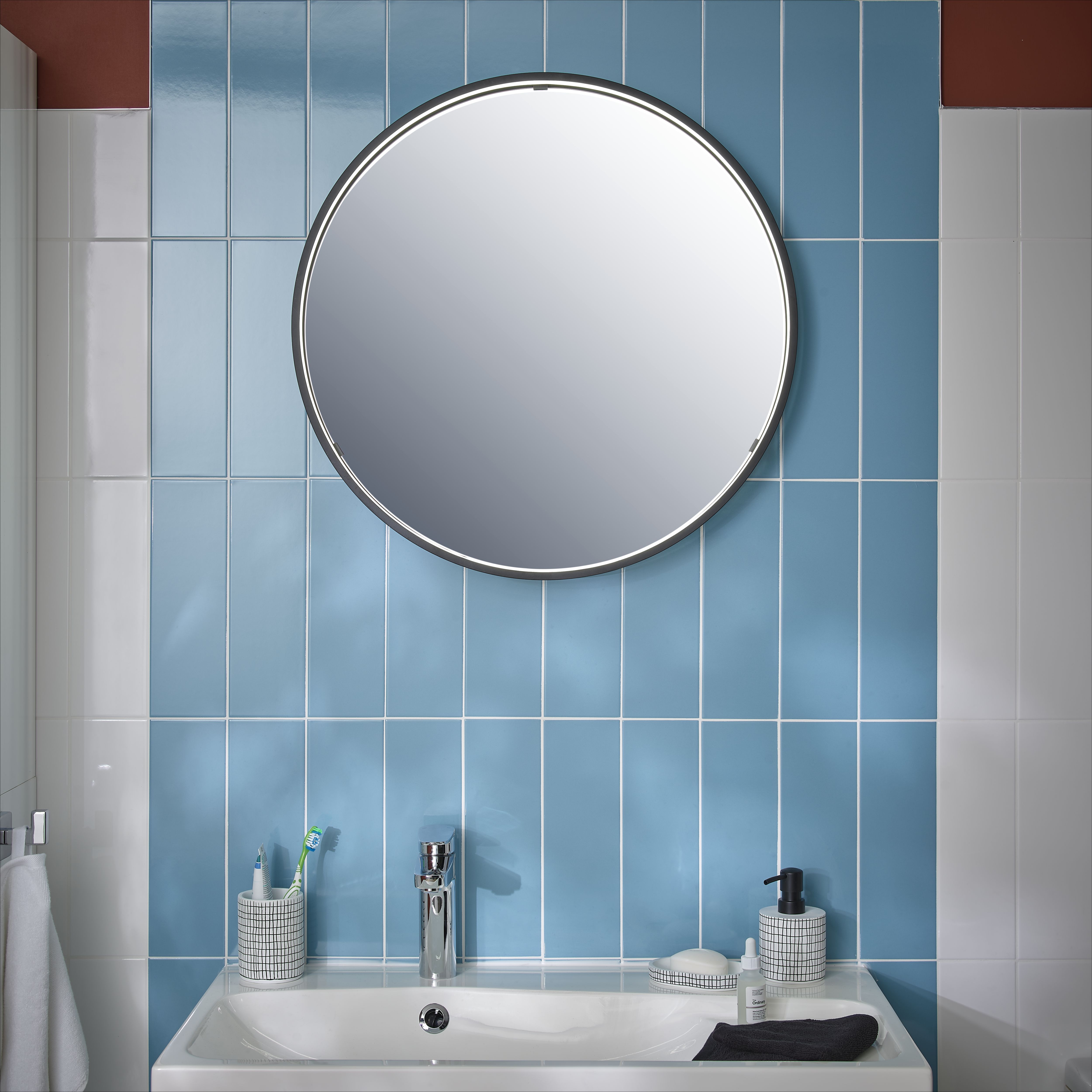 GoodHome Limski White Quadrant Shower tray (L)90cm (W)90cm (H)2.8cm