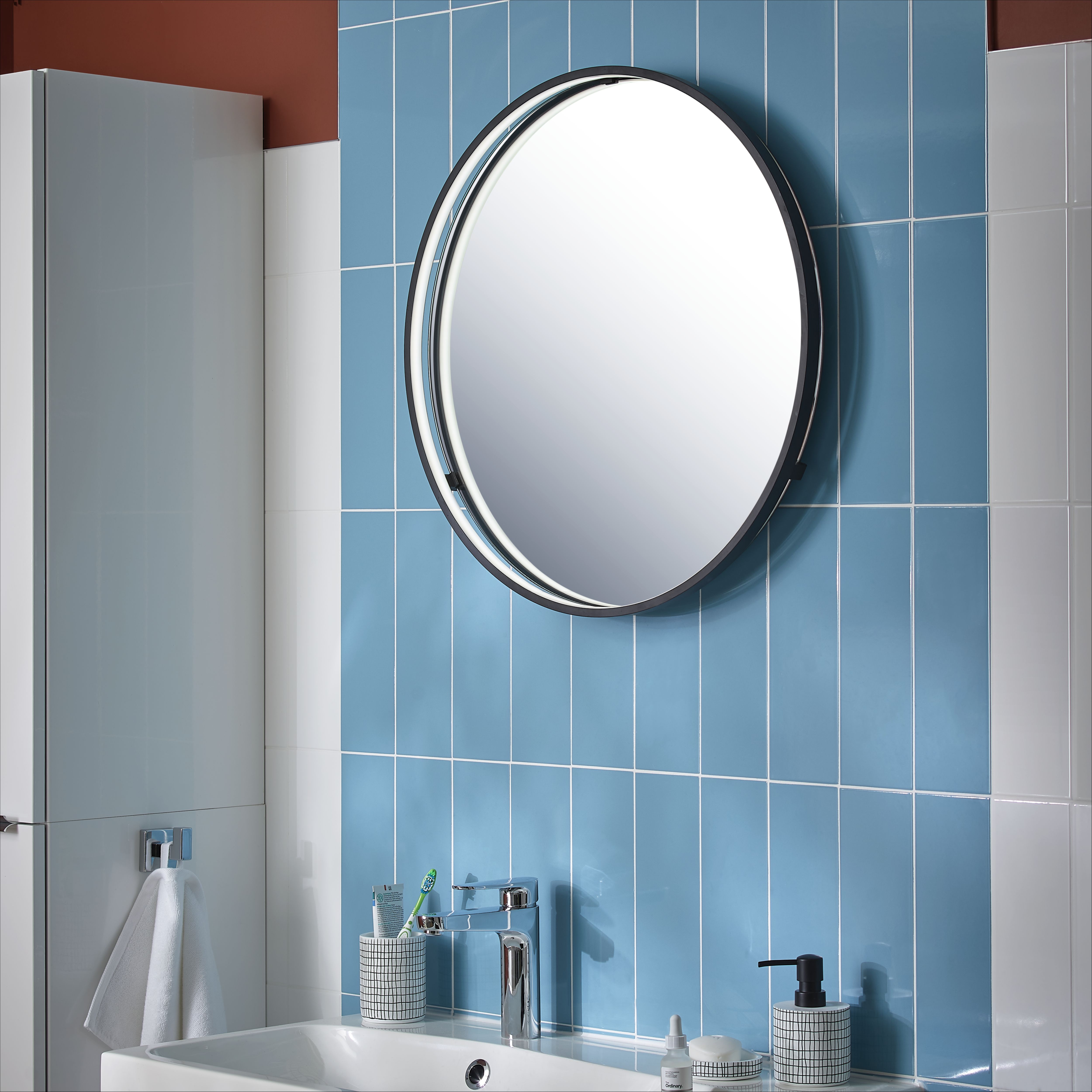 GoodHome Limski White Quadrant Shower tray (L)90cm (W)90cm (H)2.8cm