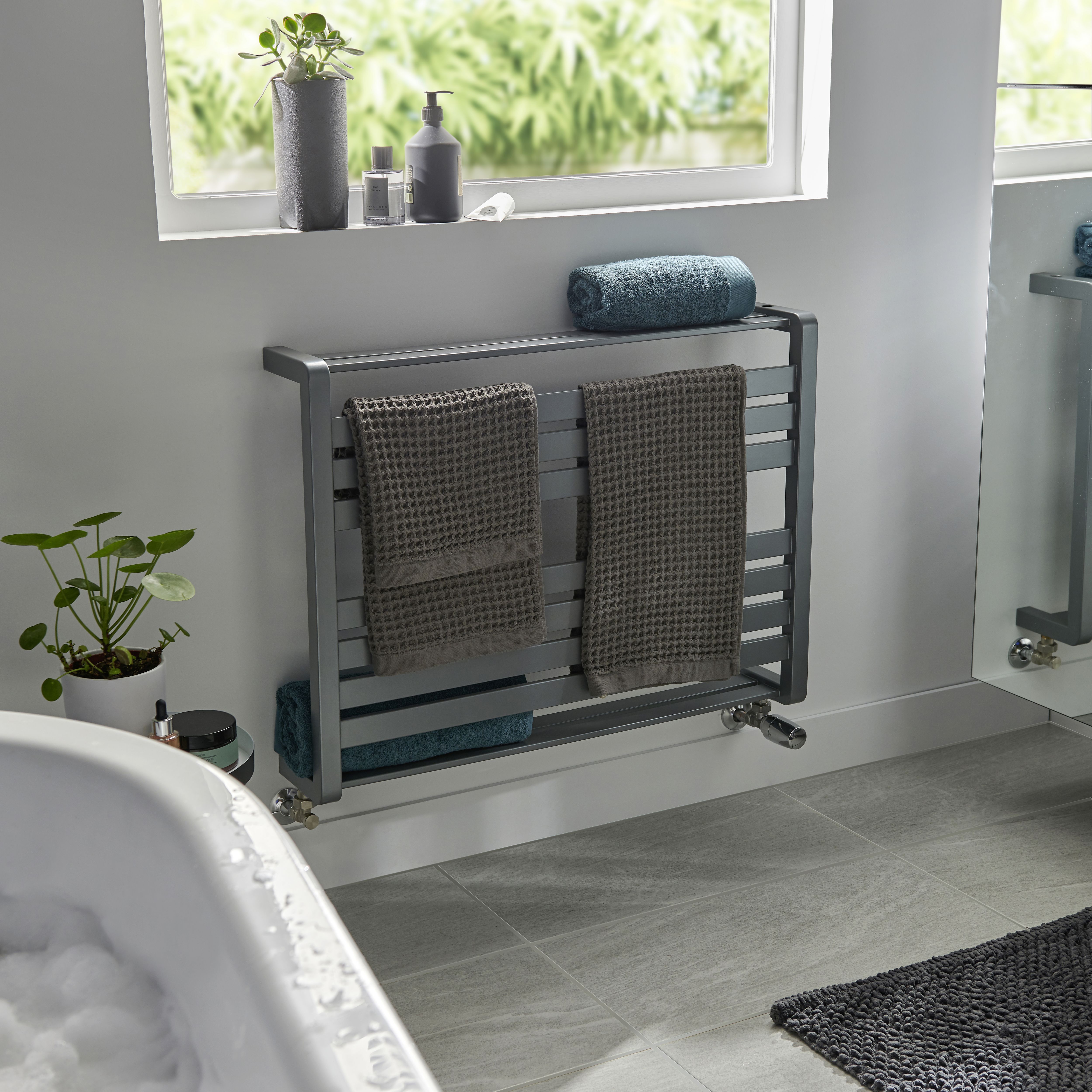 GoodHome Loreto Grey Flat Towel warmer (W)800mm x (H)600mm