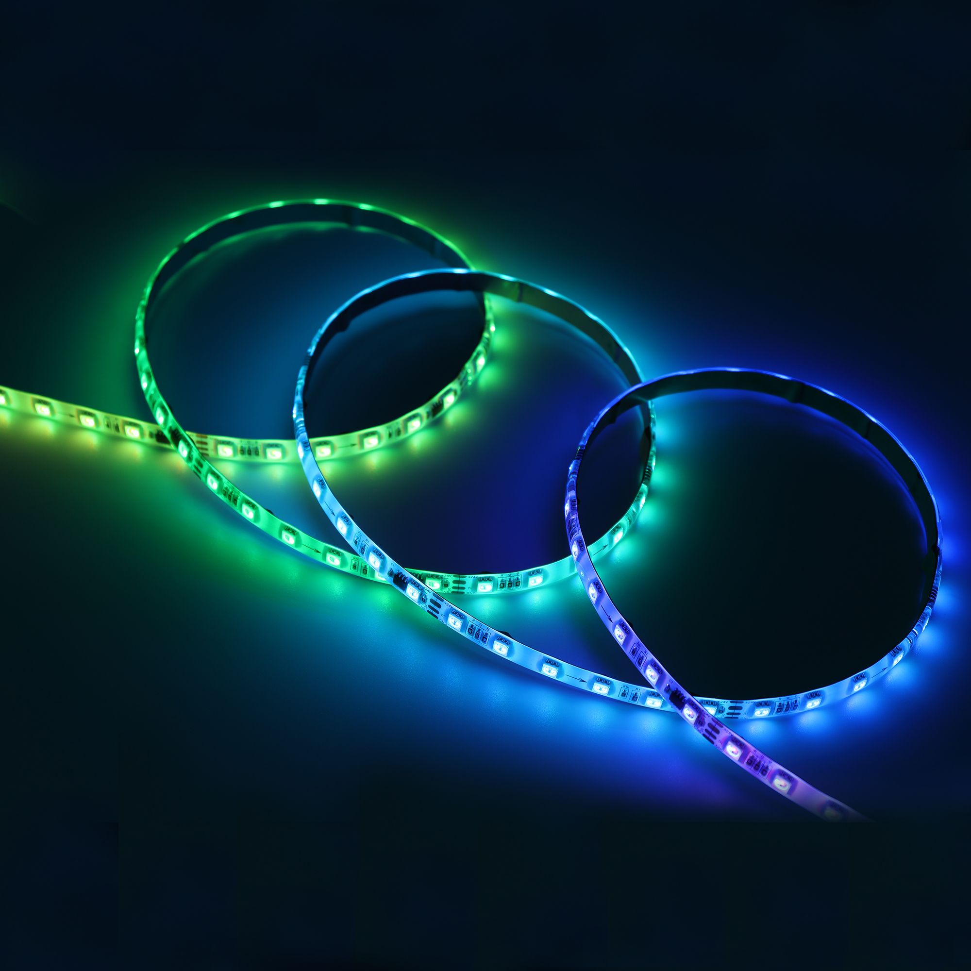 GoodHome Mains powered plug in LED Cool white RGB warm white Strip light IP20 1200lm L 5m