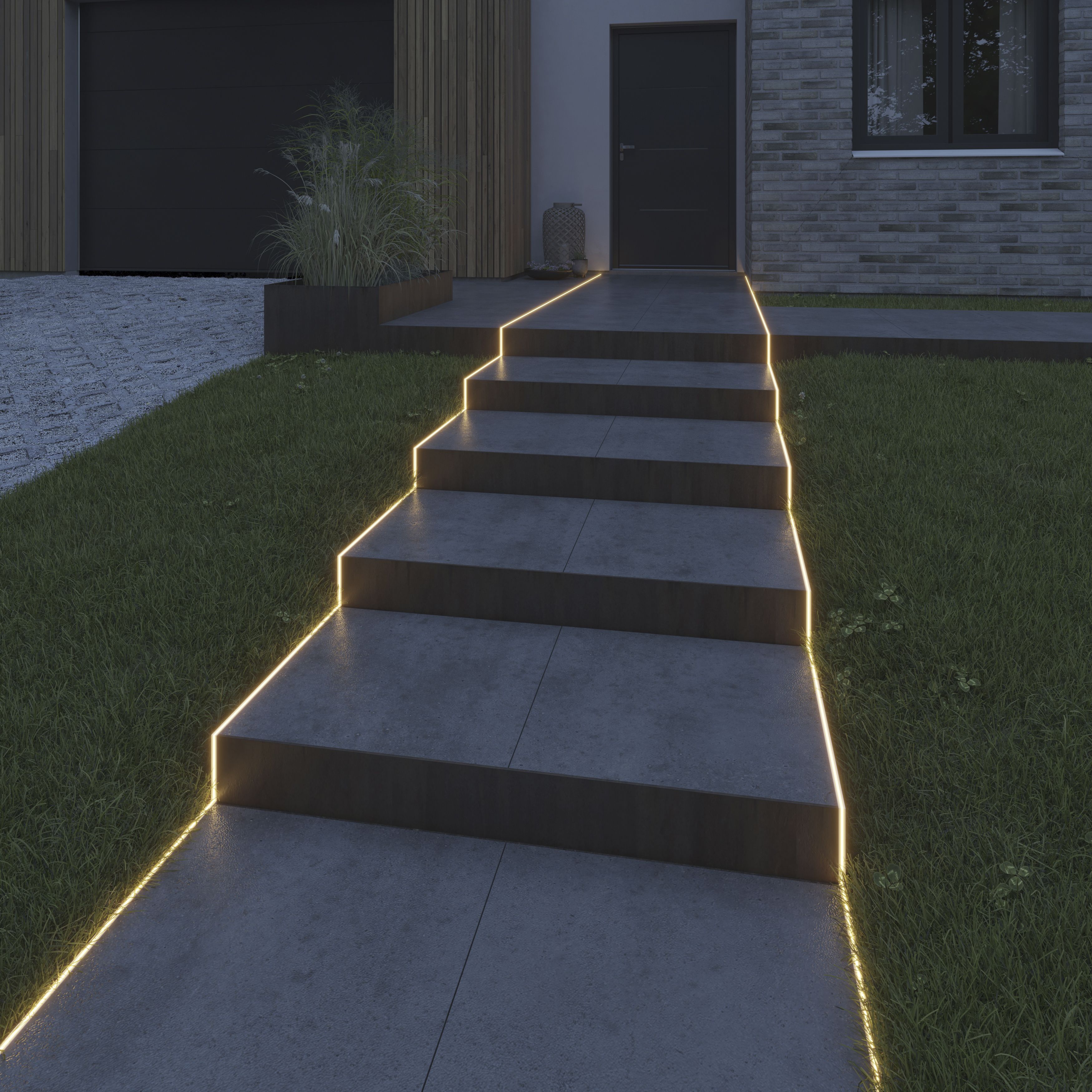 GoodHome Mains-powered (plug-in) LED Warm white Strip light IP65 2000lm (L)5m