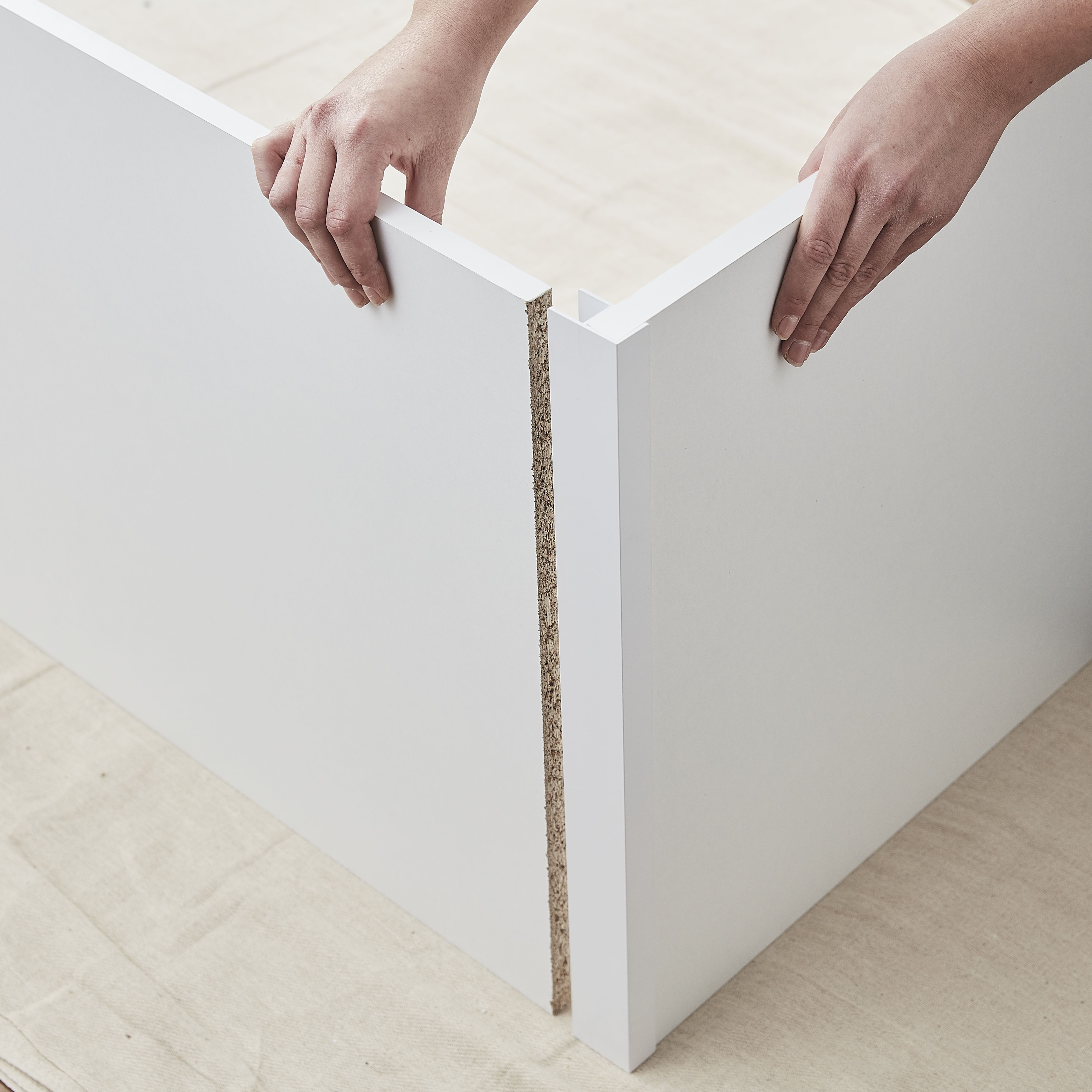 GoodHome Marlow White Screw-in Corner bracket (L)500mm, Pack of 2