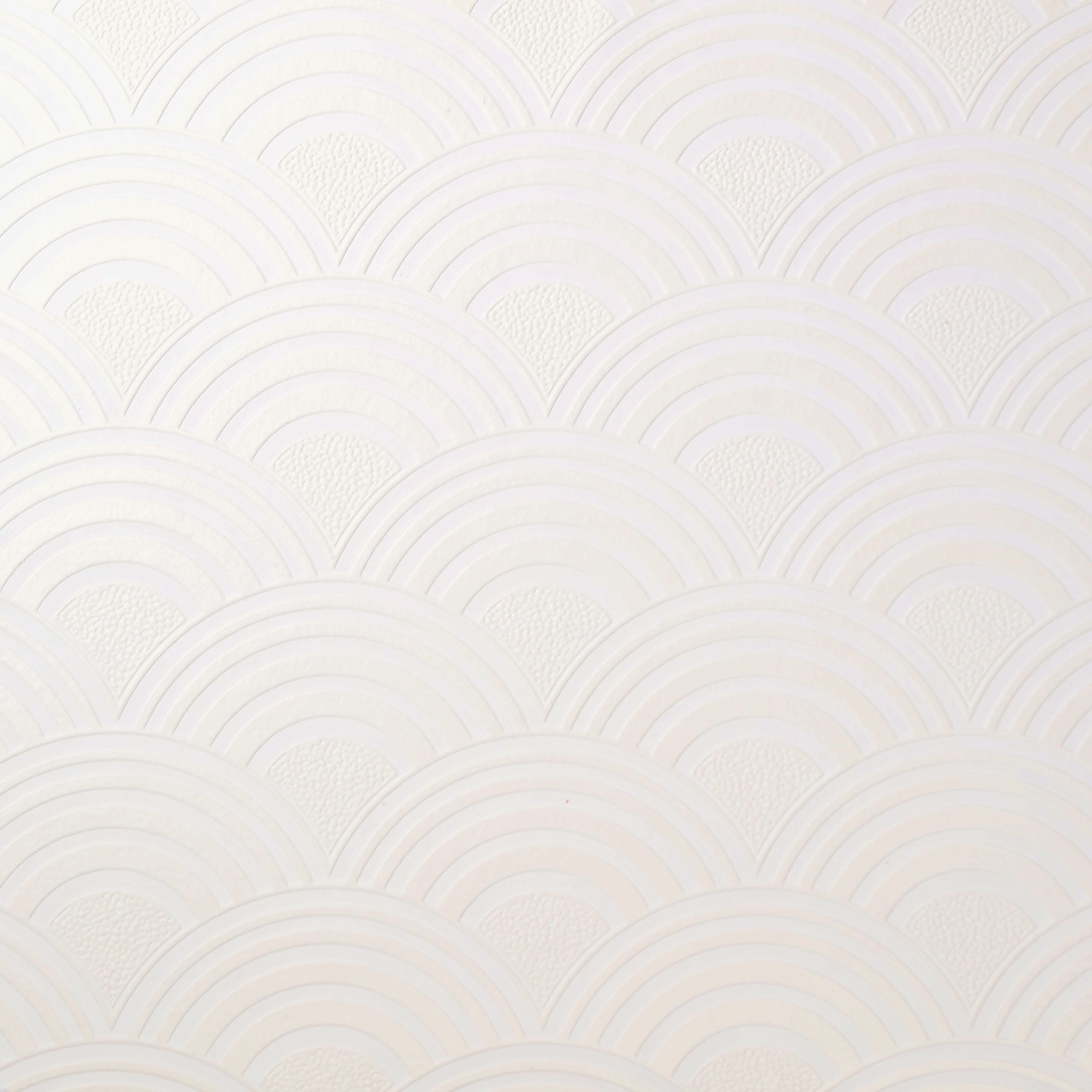 GoodHome Mubala White Art deco Textured Wallpaper | Tradepoint