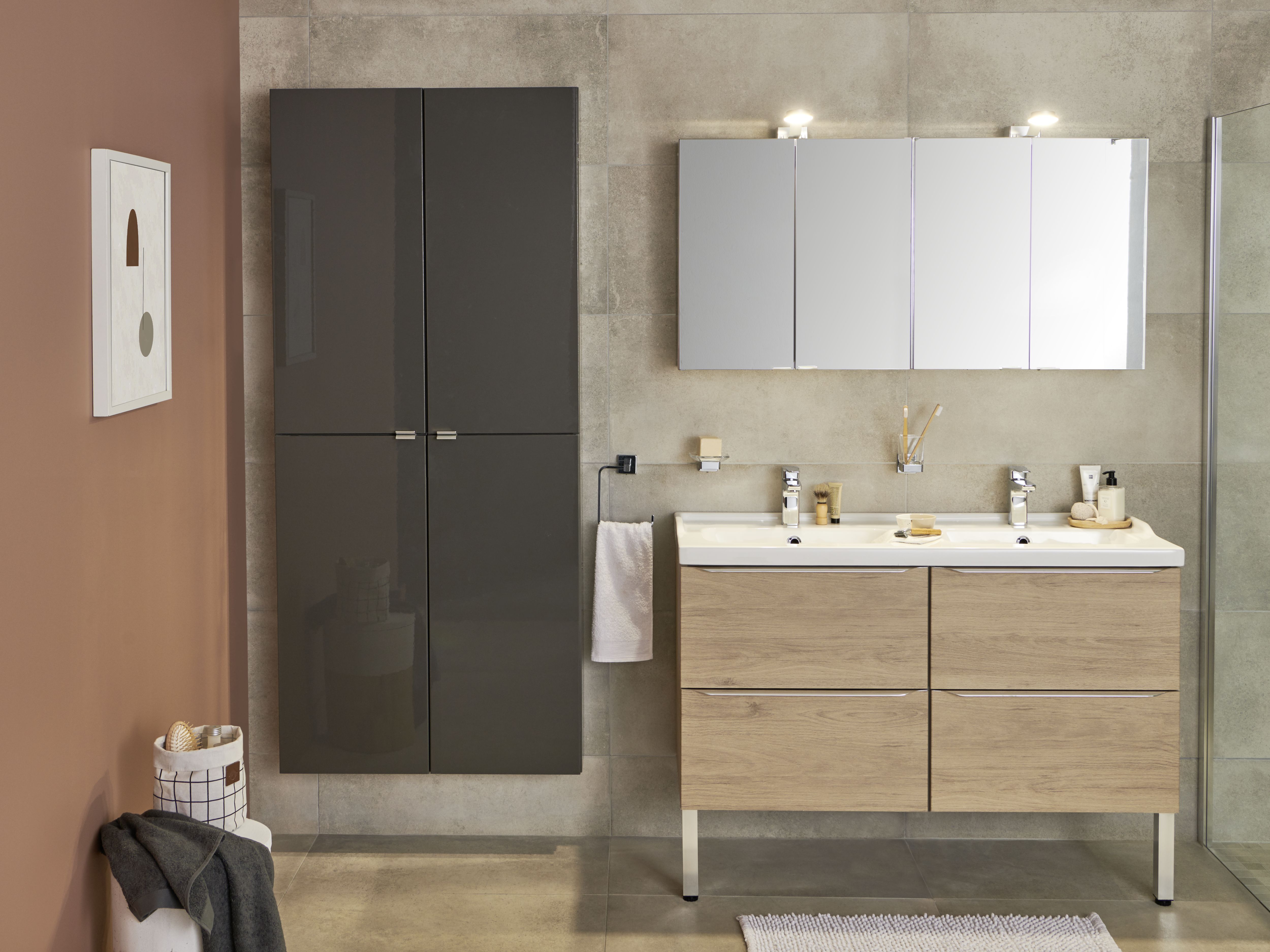 GoodHome Portloe Gloss Chrome effect Aluminium Adjustable Cabinet feet (H)230mm (W)40mm, Pair of 2