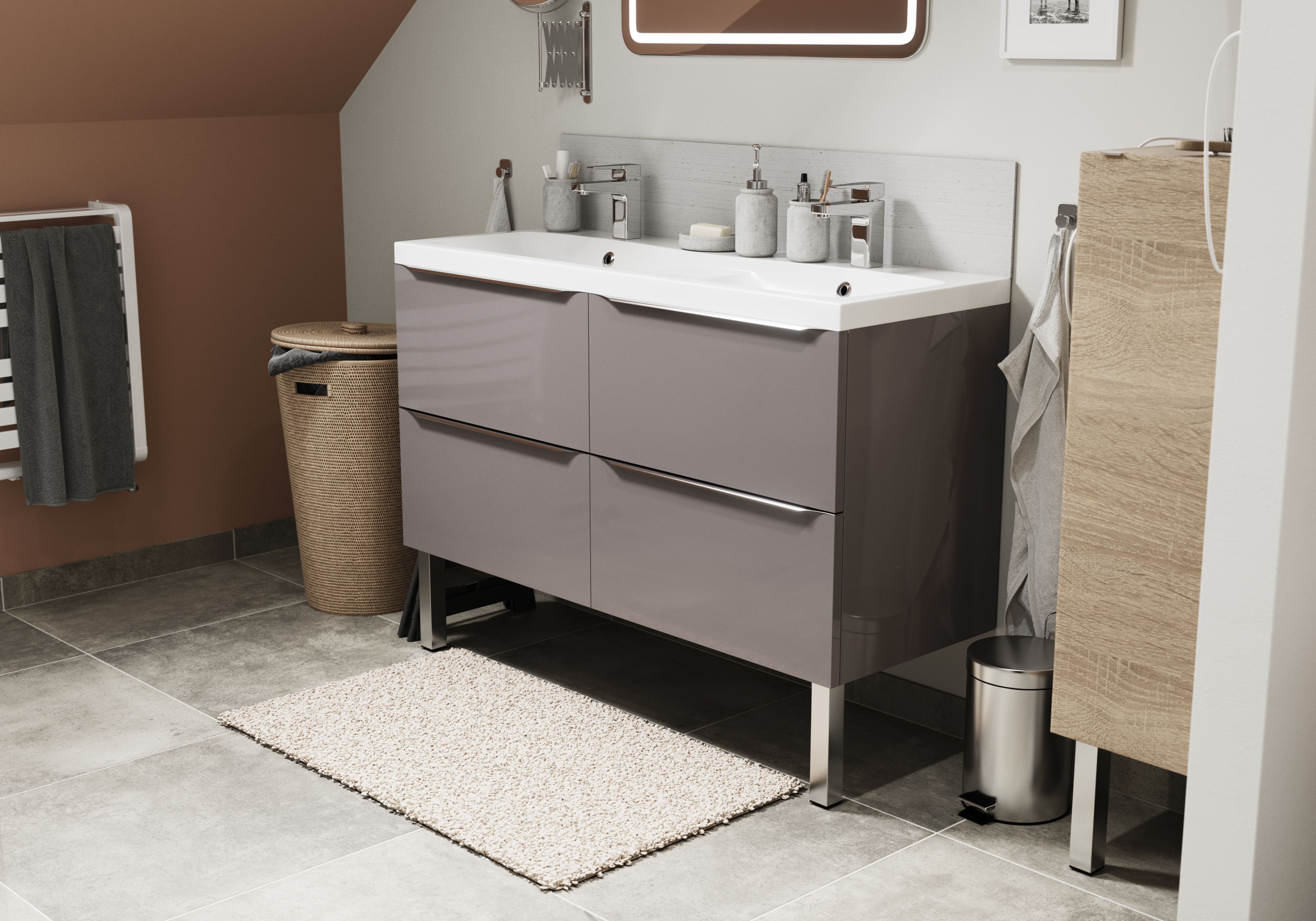GoodHome Portloe Gloss Chrome effect Aluminium Adjustable Cabinet feet (H)230mm (W)40mm, Pair of 2