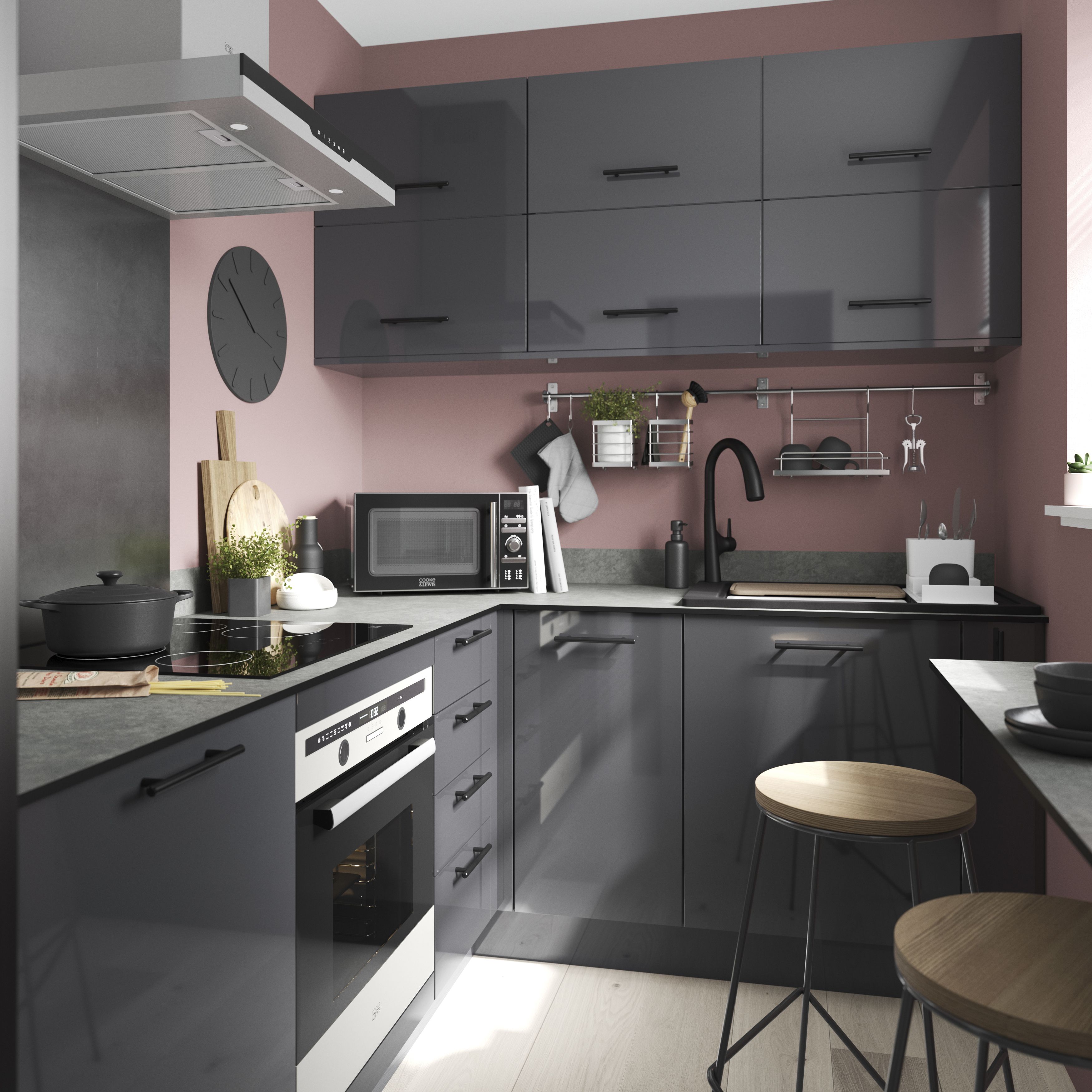 GoodHome Stevia & Garcinia Anthracite Square edge Plinth, (L)2400mm