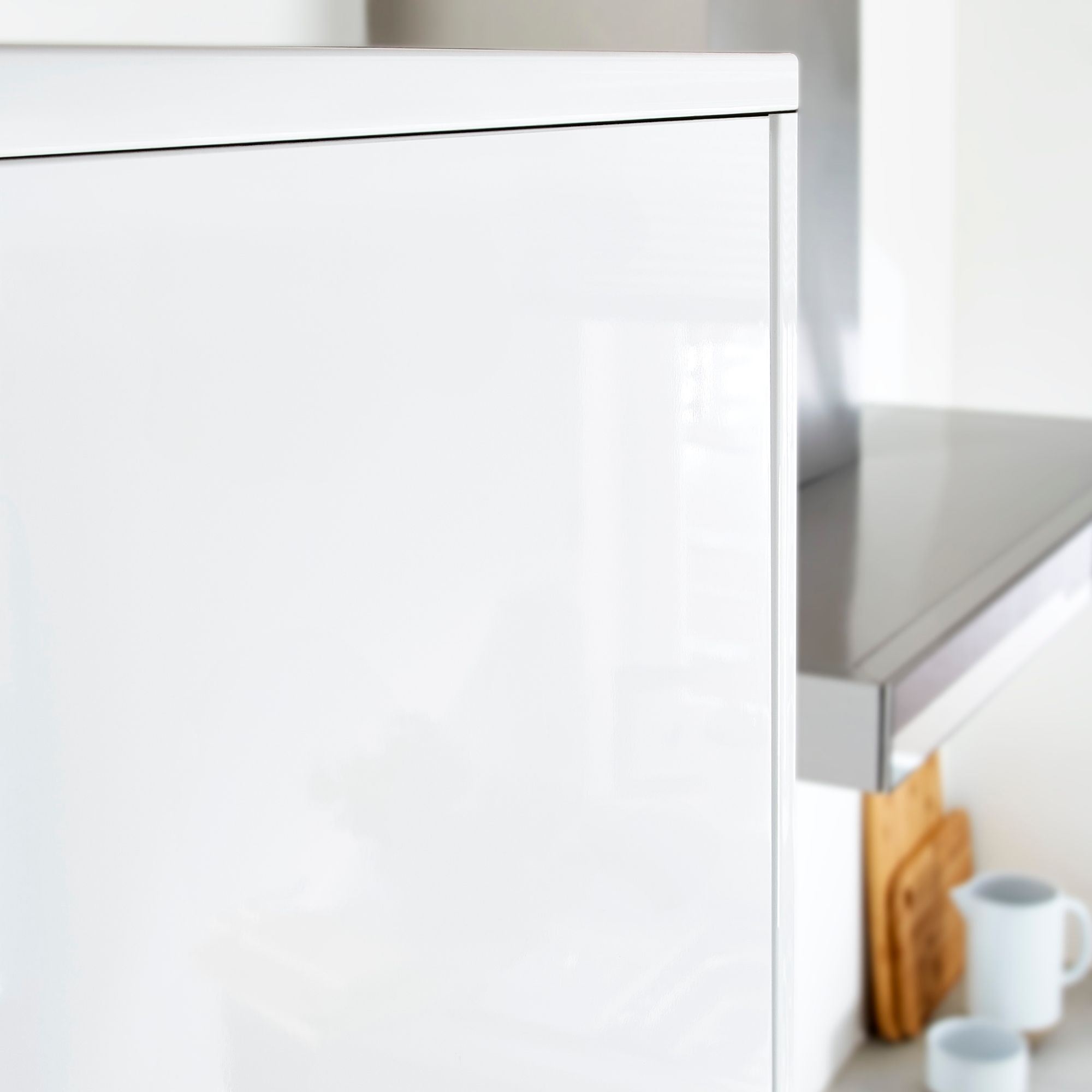 GoodHome Stevia & Garcinia Gloss white slab Standard Base Clad on end panel (H)900mm (W)610mm