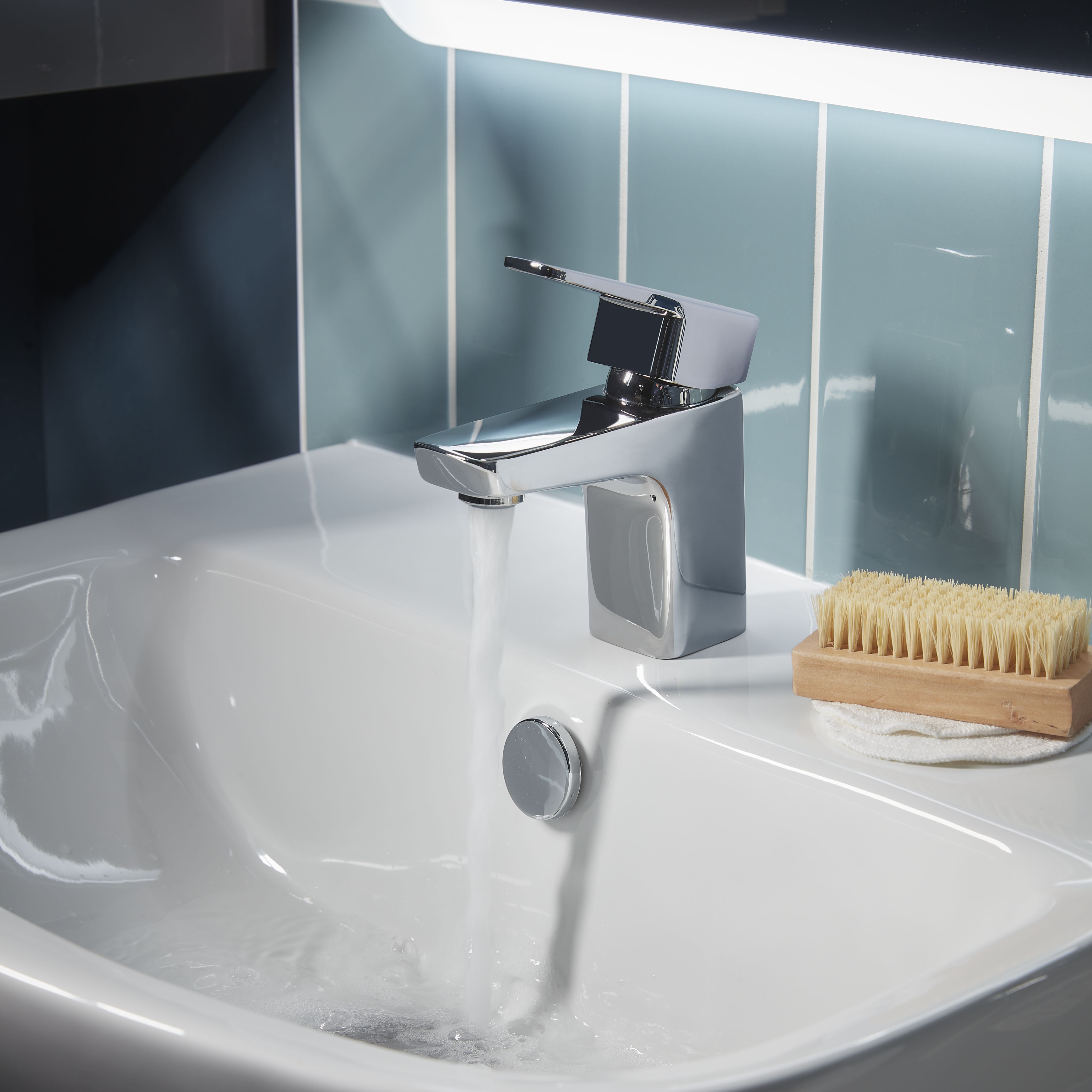 GoodHome Teesta Small Square Deck-mounted Manual Basin Mono mixer Tap