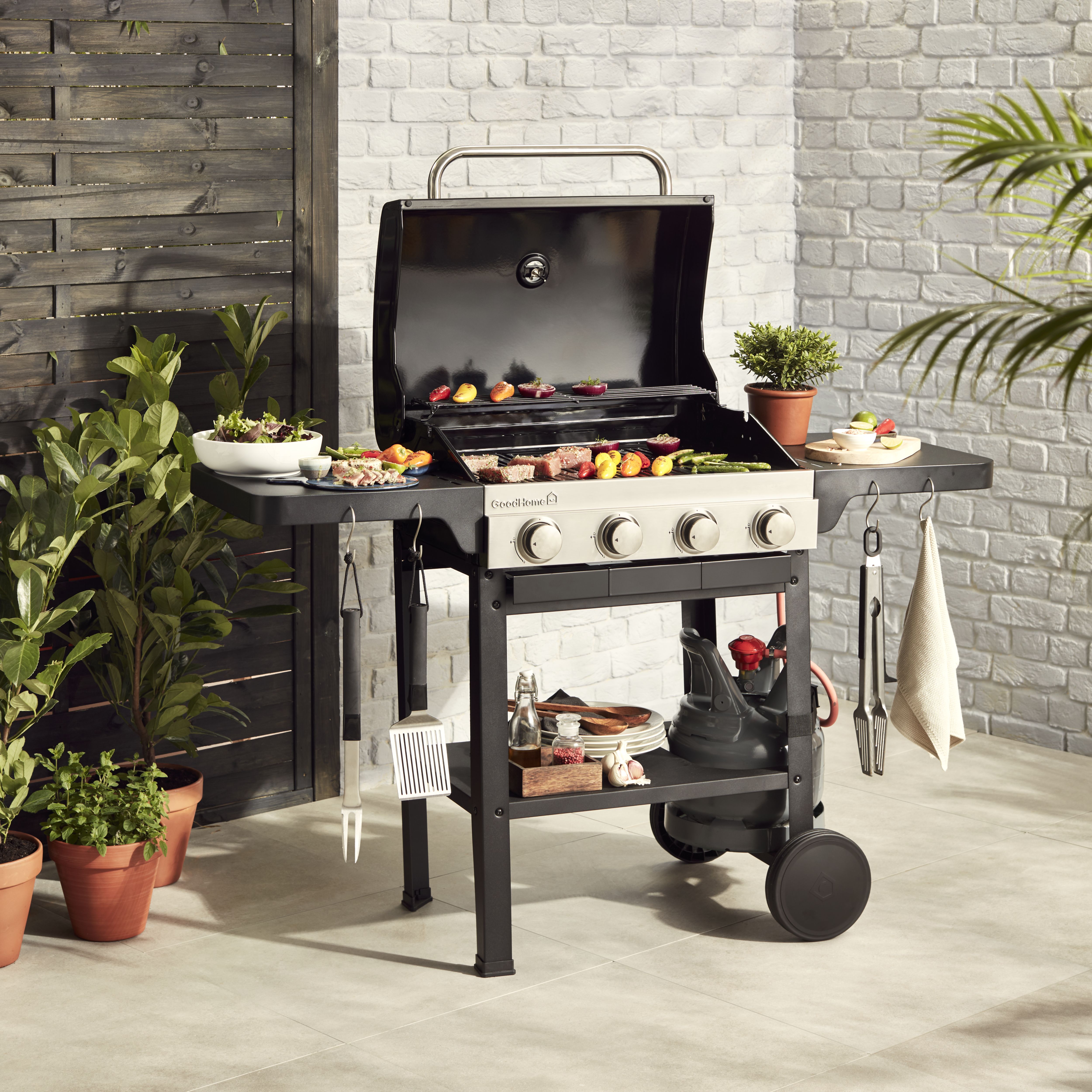 GoodHome Tippah 4.0 Black 4 burner Gas Barbecue