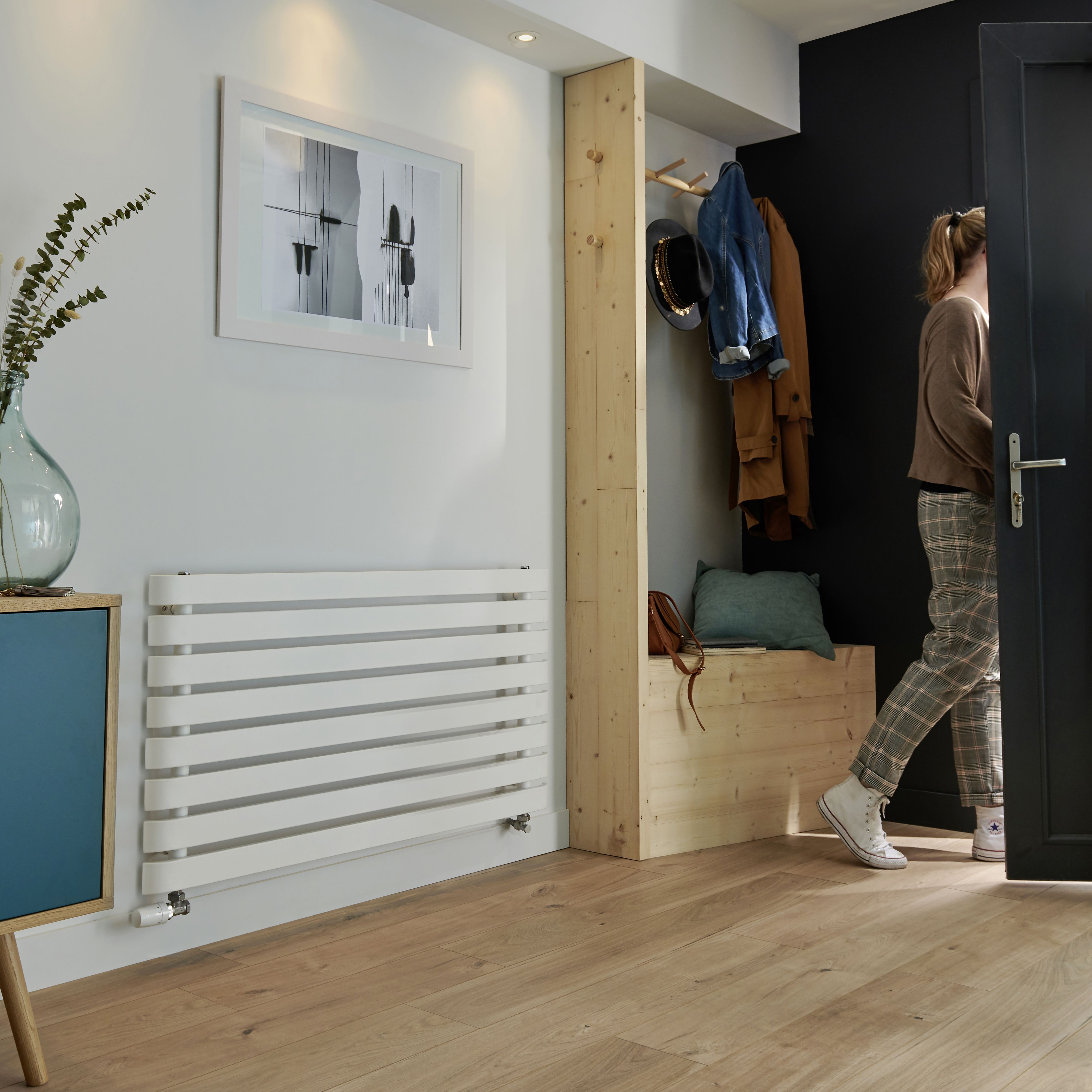 GoodHome Wilsona Single White Horizontal Designer Radiator, (W)1200mm x (H)620mm