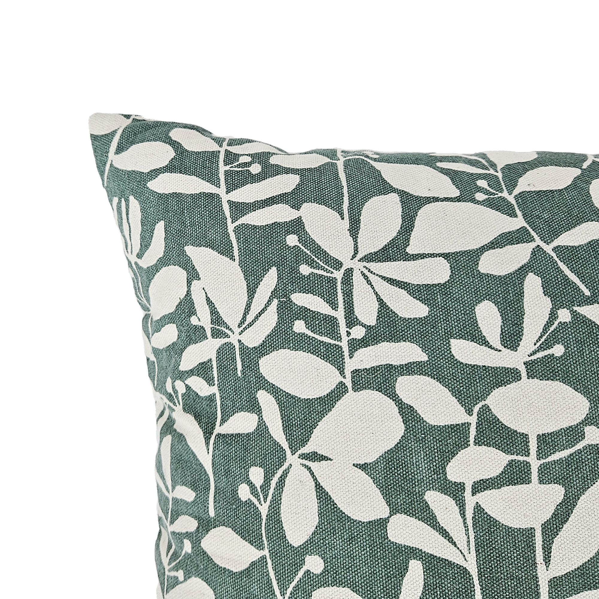 Green Floral Print effect Indoor Cushion, (L)40cm x (W)40cm, Pair
