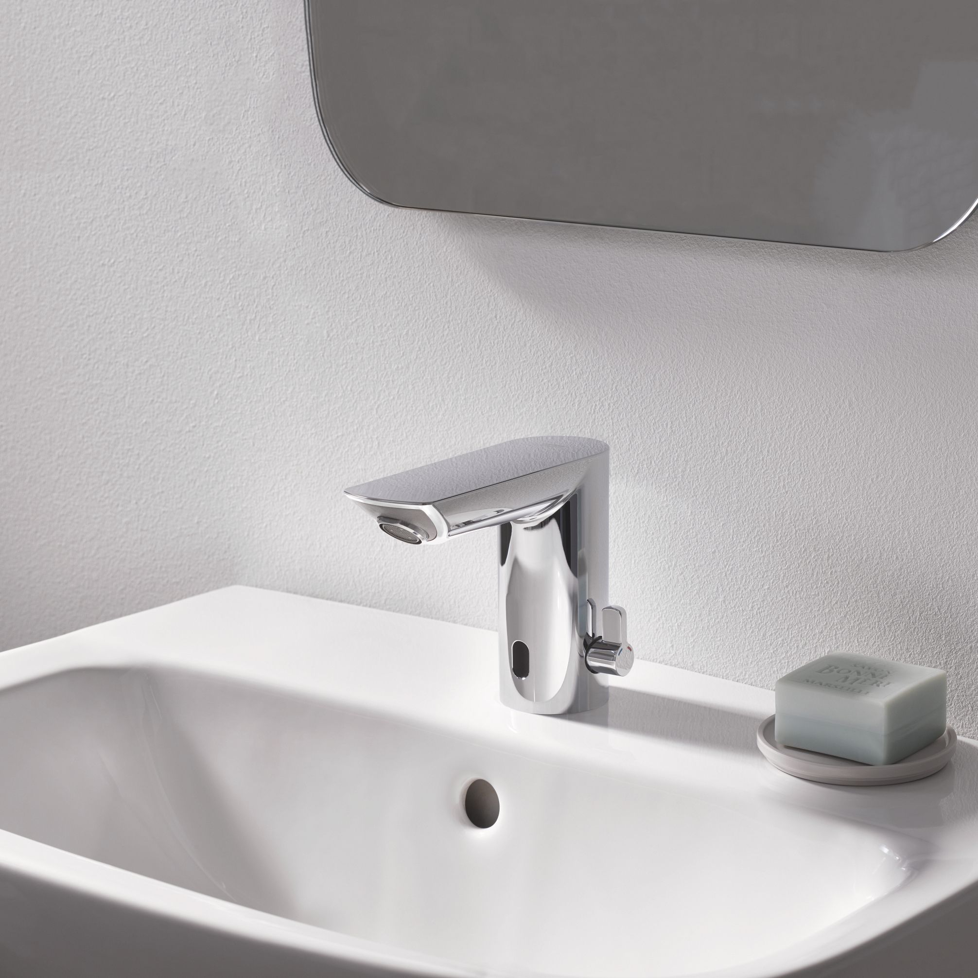 Grohe Bau Cosmopolitan Sensor Bathroom Plastic Gloss Sensor tap