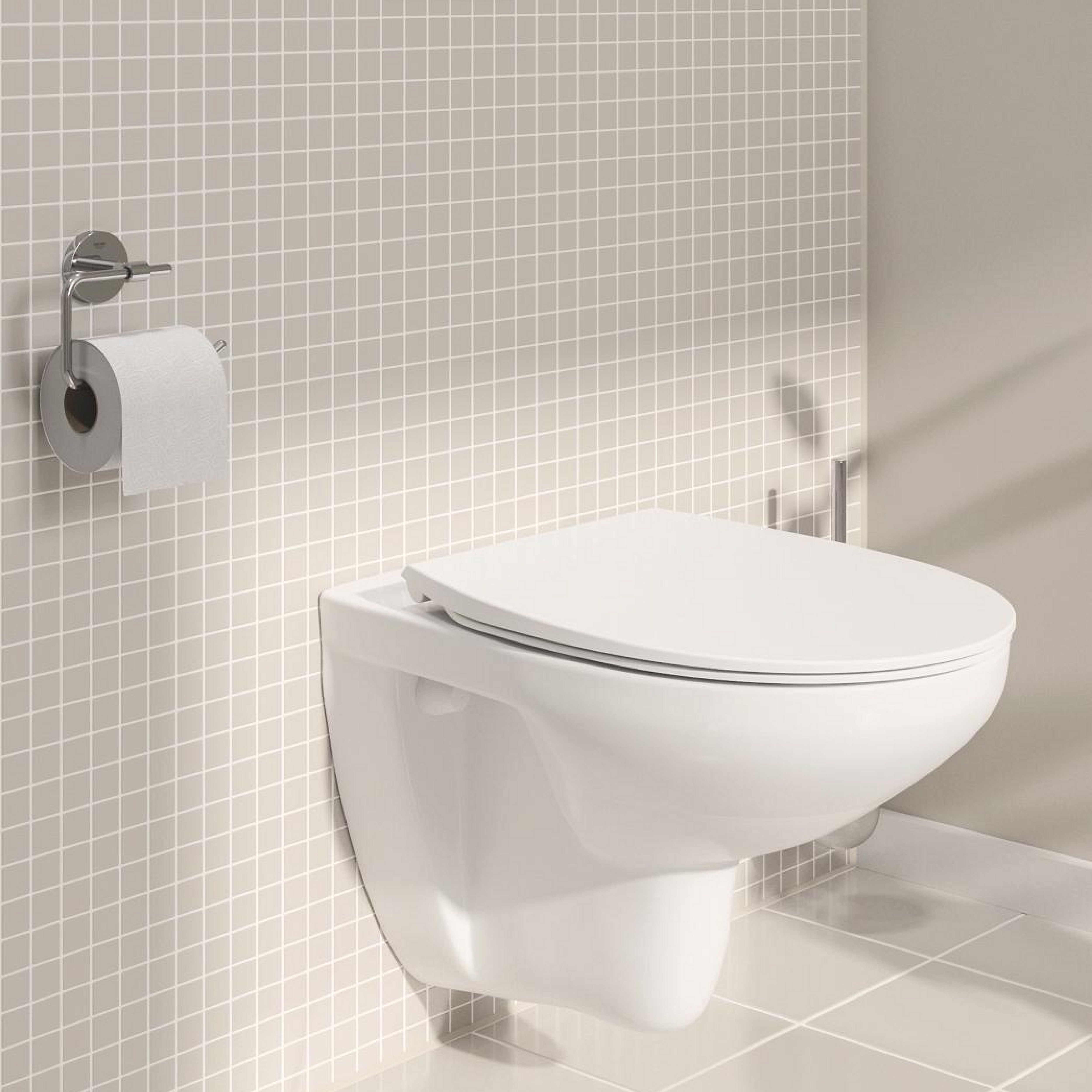 Grohe Solido 5in1 Alpine White Standard Wall hung Oval Toilet & cistern with Soft close seat