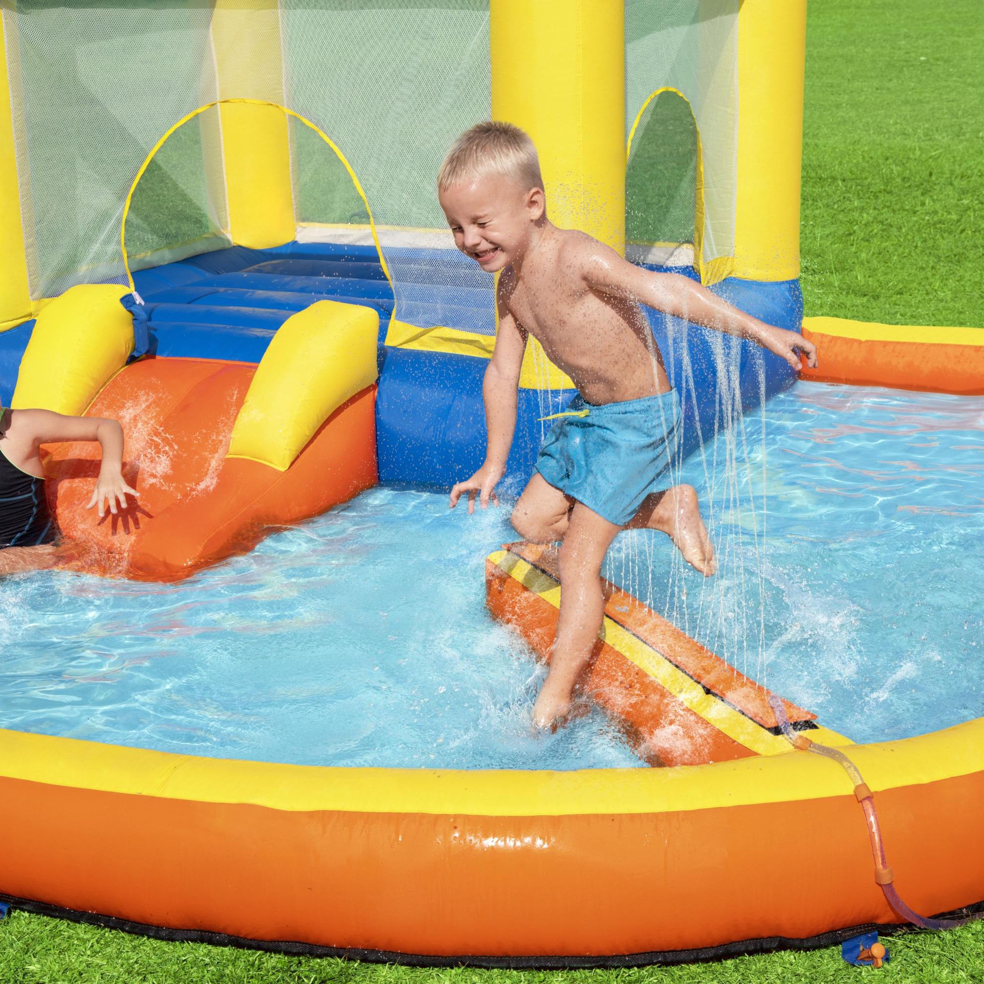 H2O Multicolour Beach bounce Water park