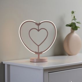 Heart Matt Pink Table lamp