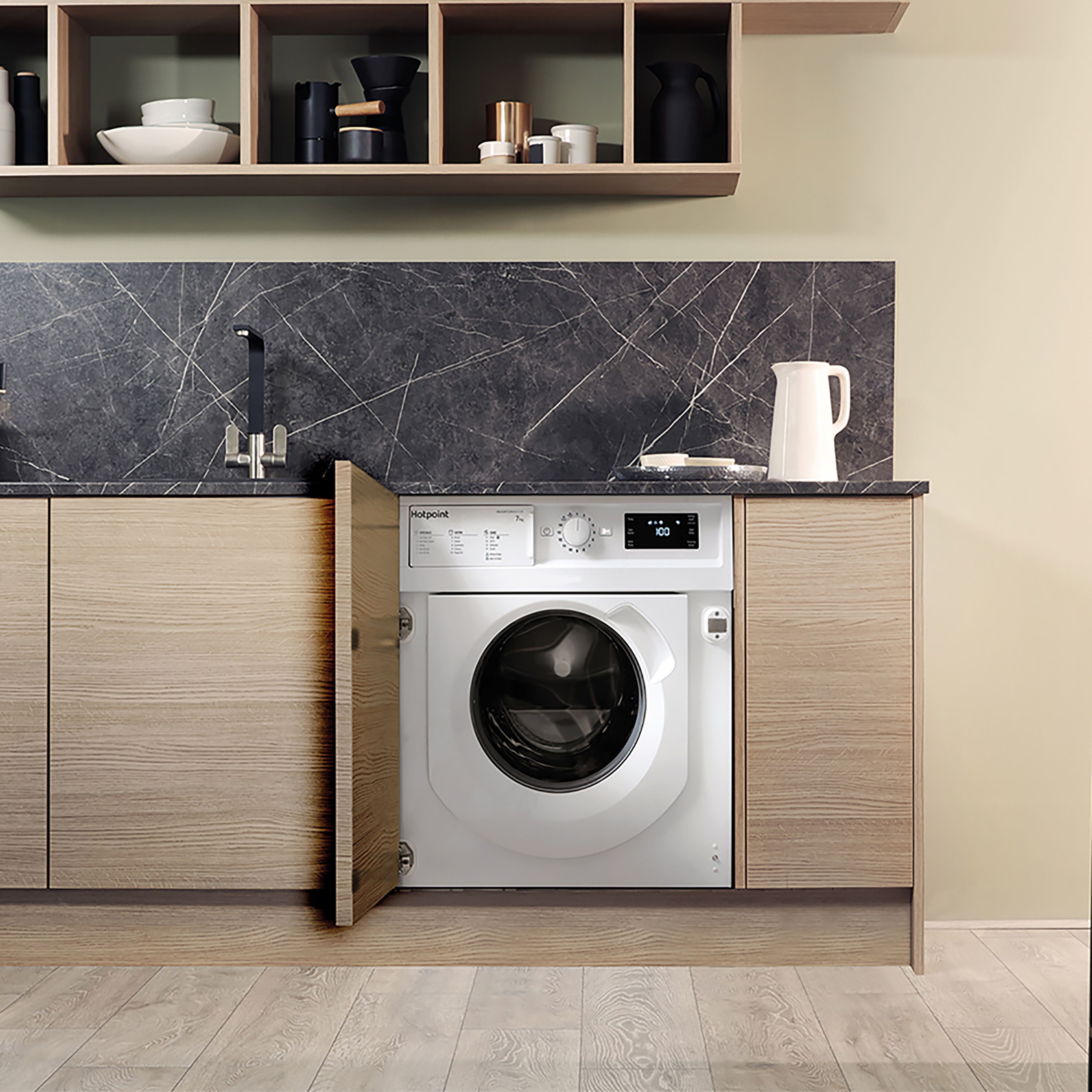 Hotpoint BIWMHG71483UKN_WH 7kg Built-in 1400rpm Washing machine - White