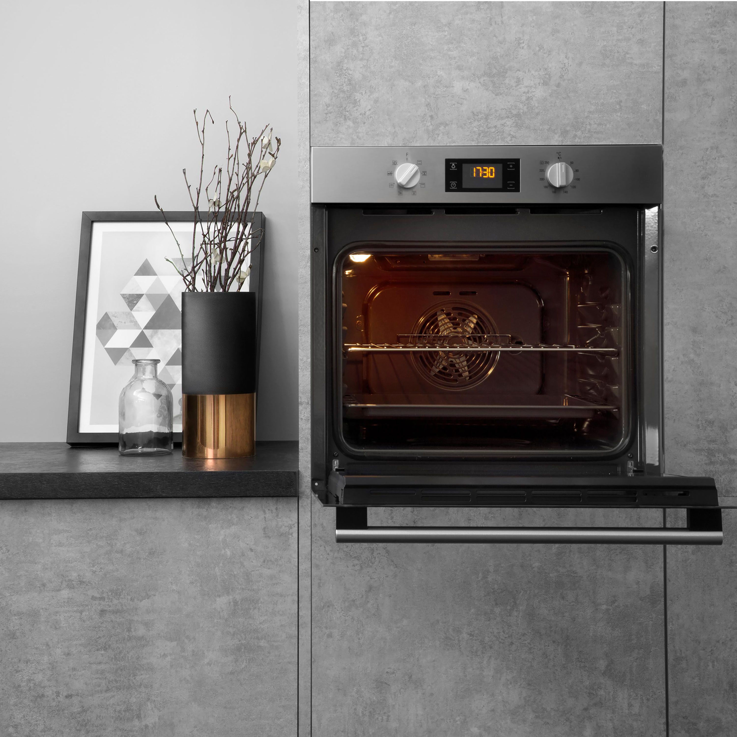 Hotpoint multifunction store oven