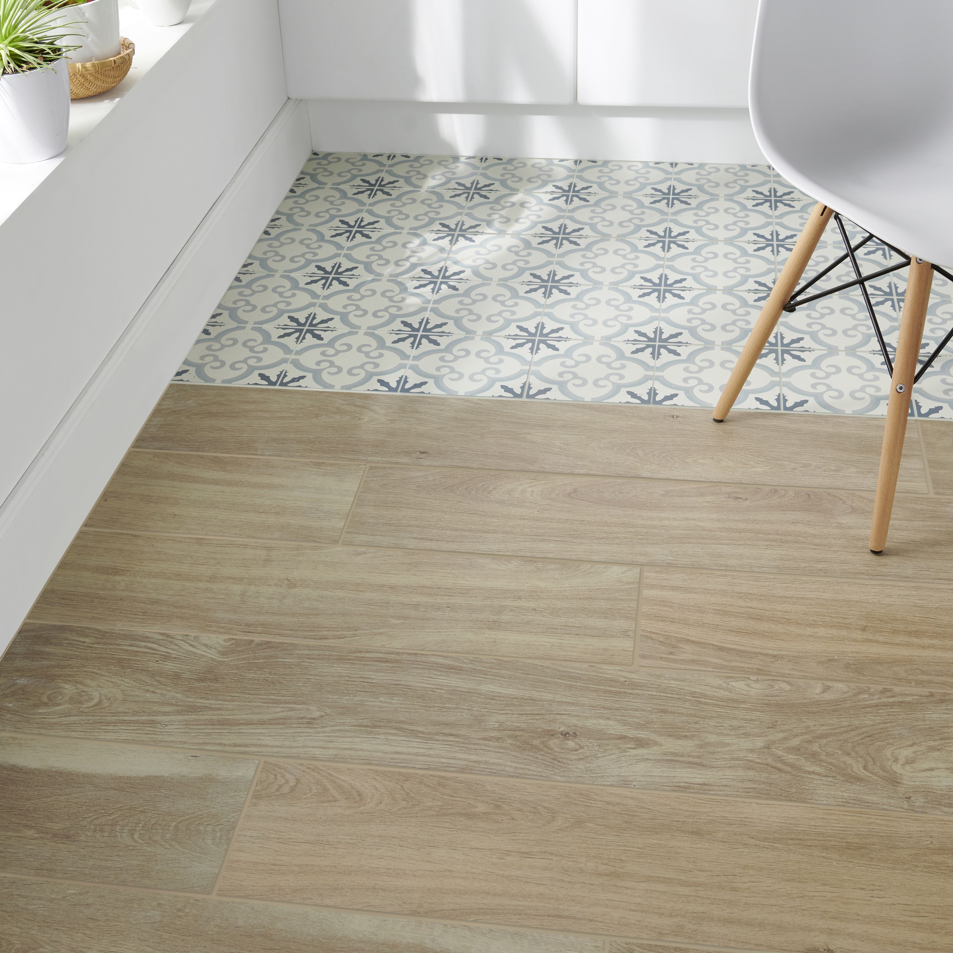 Hydrolic Blue Matt Flower Concrete effect Porcelain Wall & floor Tile, Pack of 25, (L)200mm (W)200mm